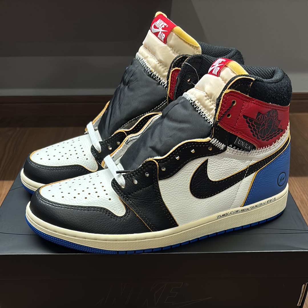 fragment design × UNION × Nike Air Jordan 1 High OG "Black/Varsity Red"