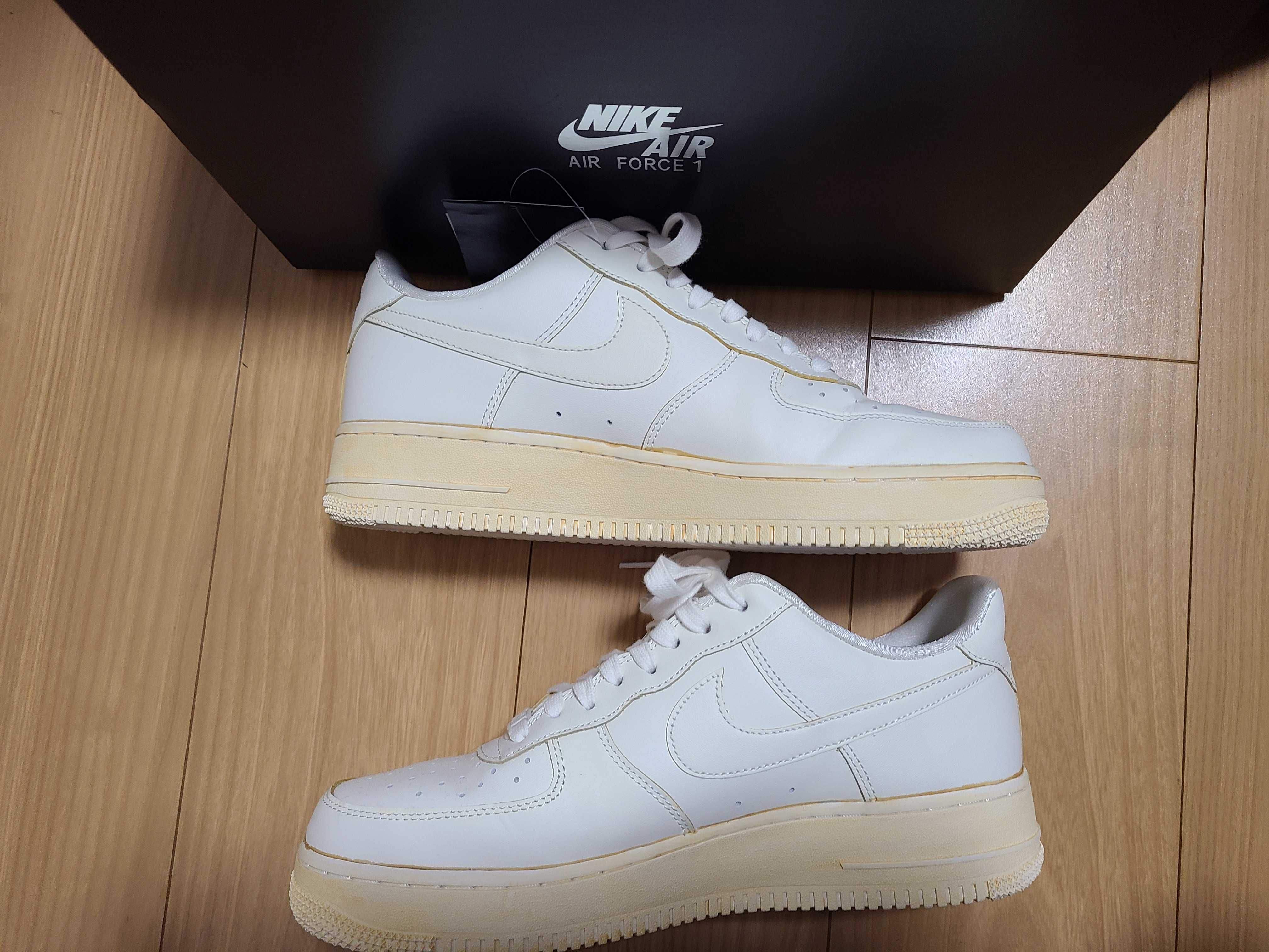 Nike Air Force 1 Low '07 LV8 "Made You Look"