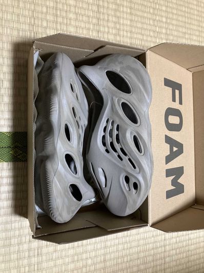 adidas YEEZY Foam Runner "Stone Sage"