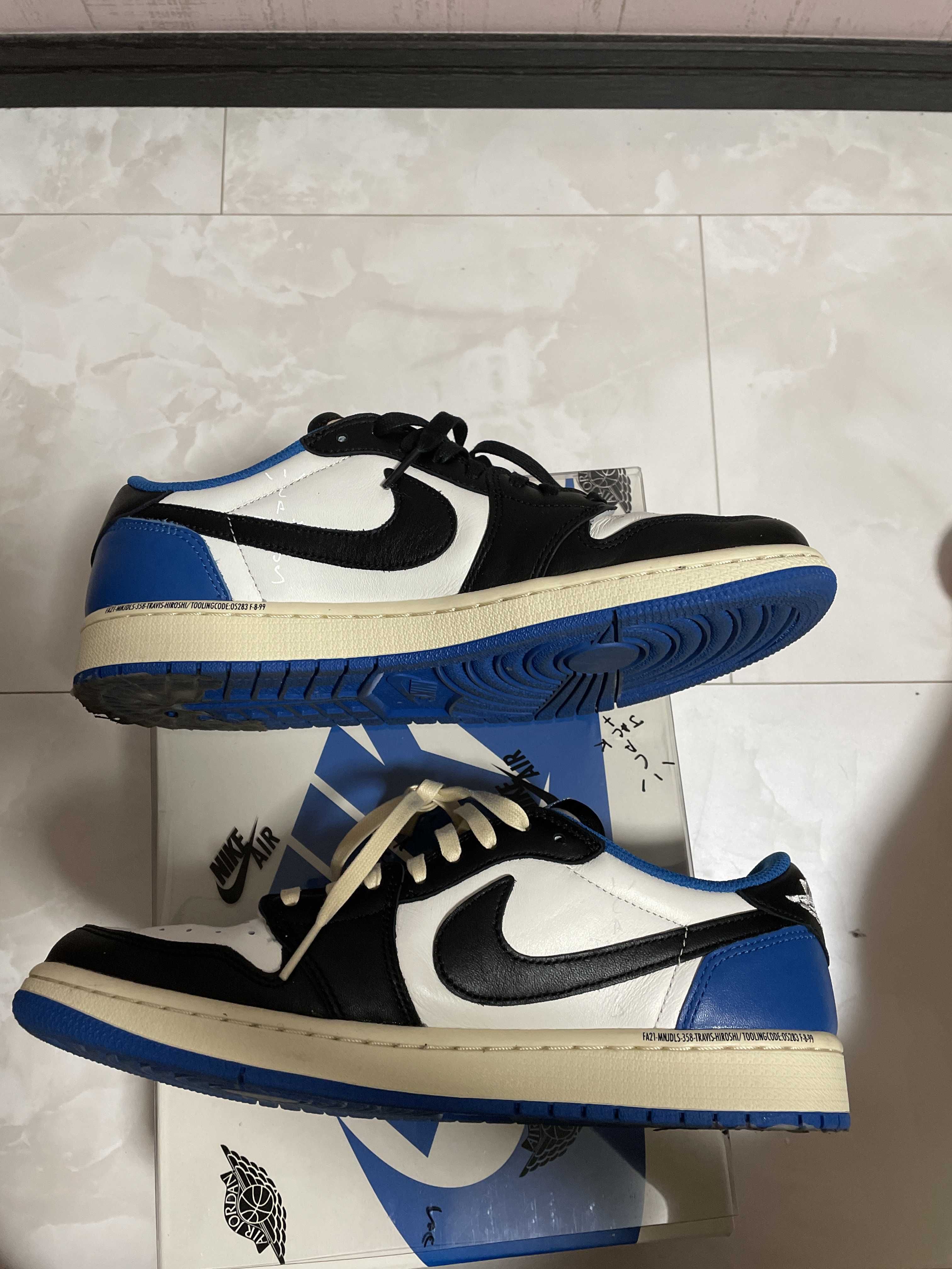 Travis Scott × fragment design × Nike Air Jordan 1 Low OG SP "Military Blue"