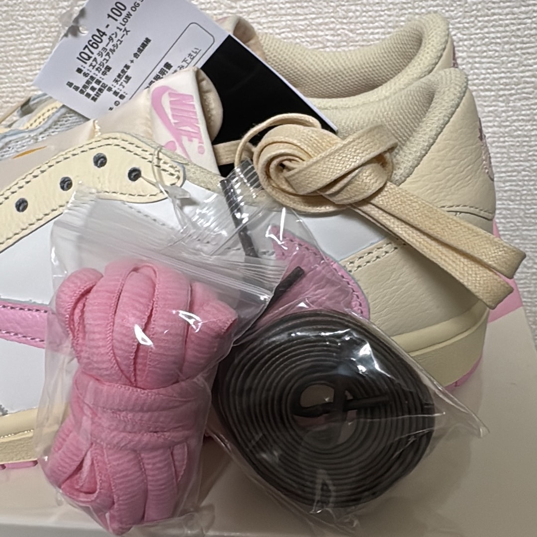 Travis Scott × Nike Air Jordan 1 Retro Low OG "Muslin/Shy Pink"