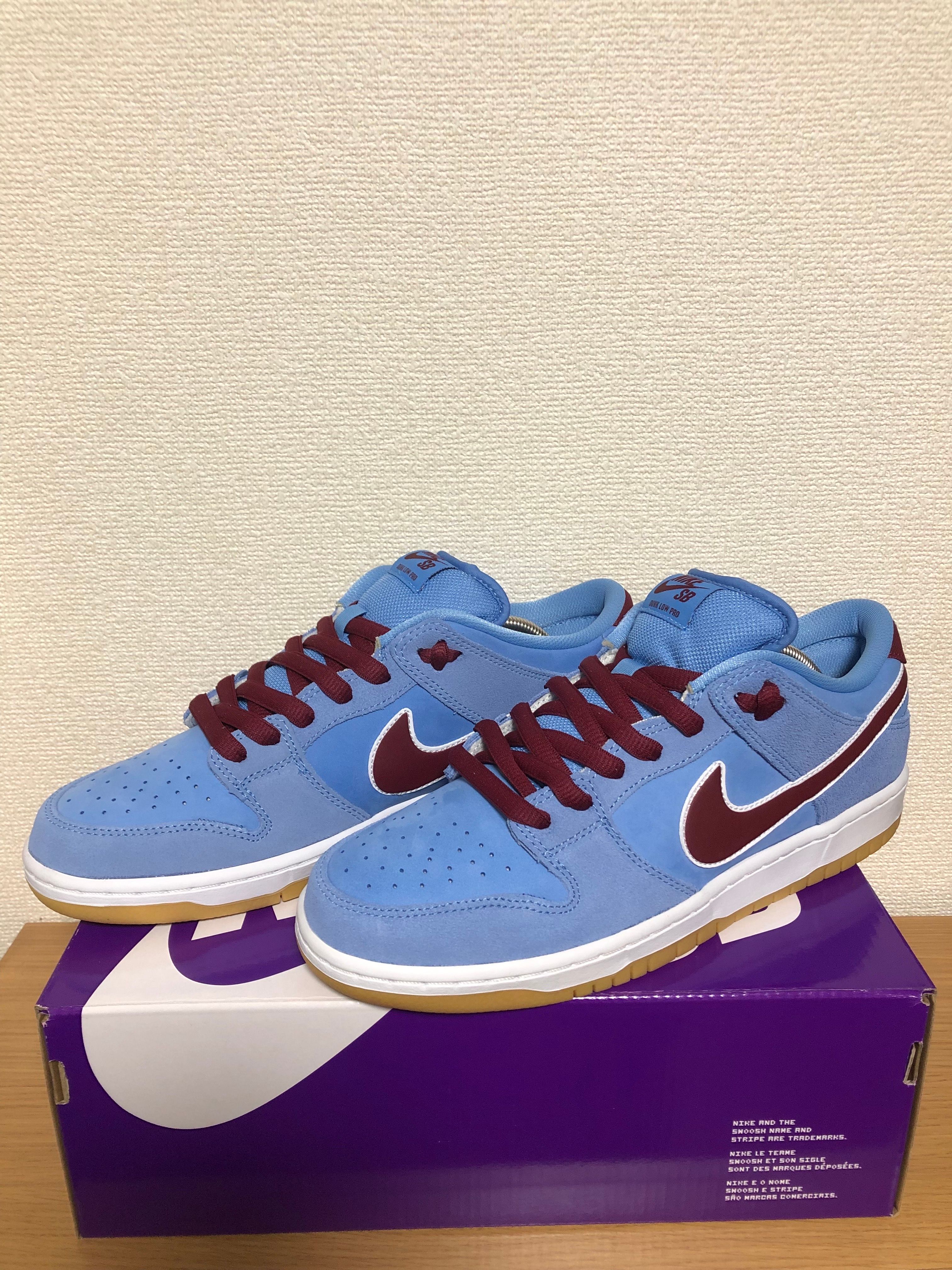 Nike SB Dunk Low Pro "Philadelphia Phillies/Valor Blue and Team Maroon"