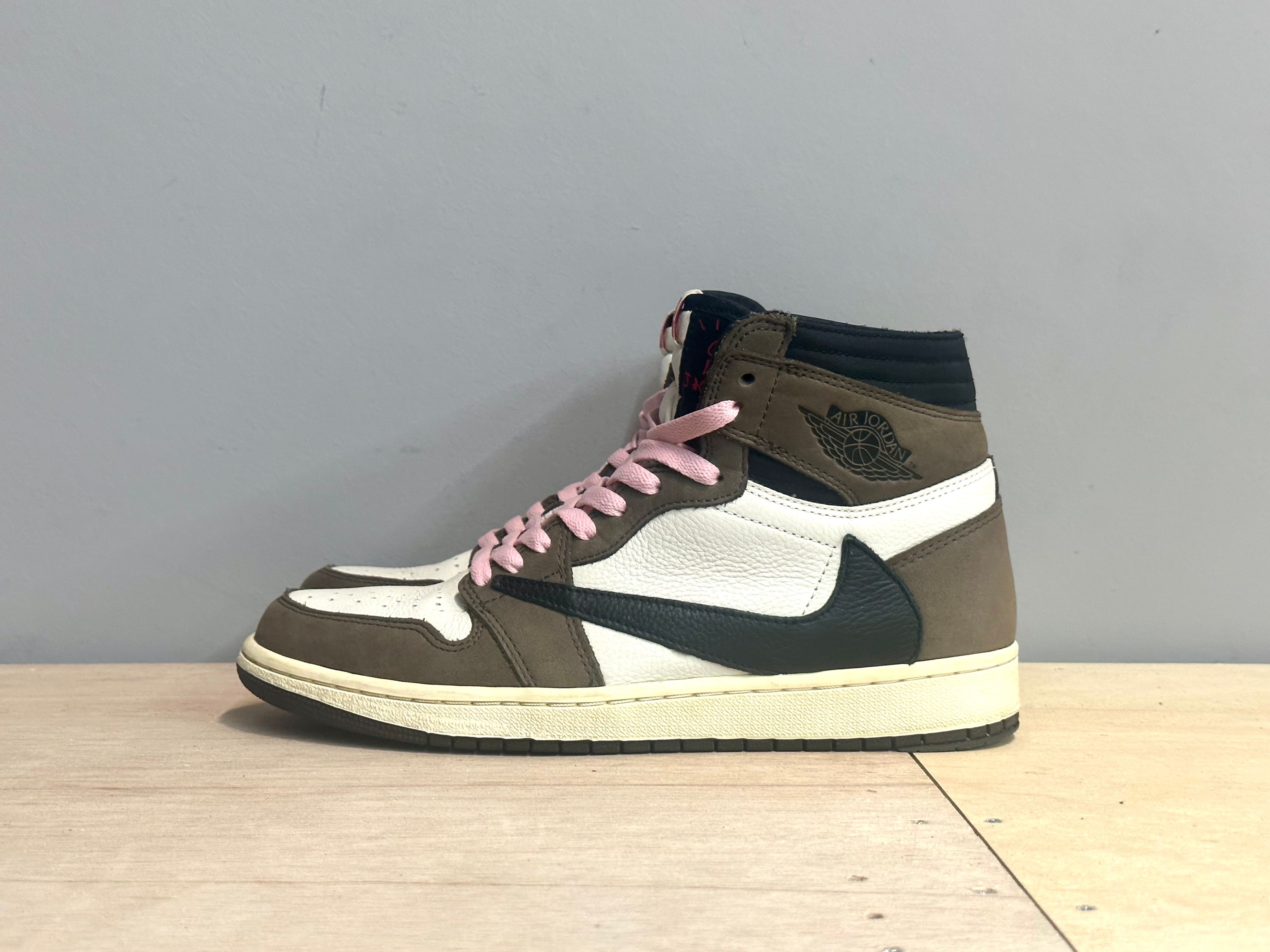 Travis Scott × Nike Air Jordan 1 Retro High OG TS SP "Sail/Dark Mocha"