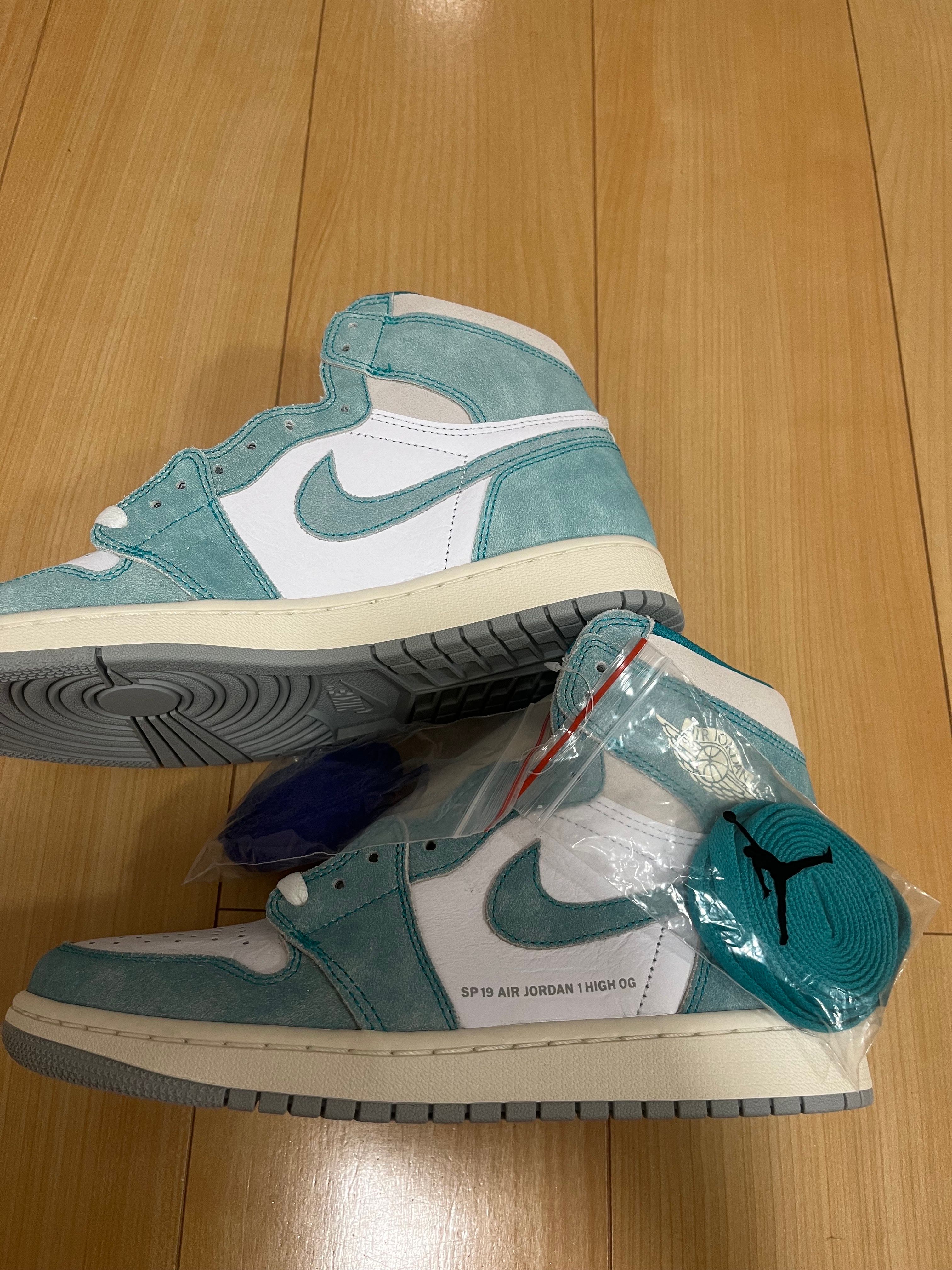 Nike Air Jordan 1 Retro High OG "Turbo Green"