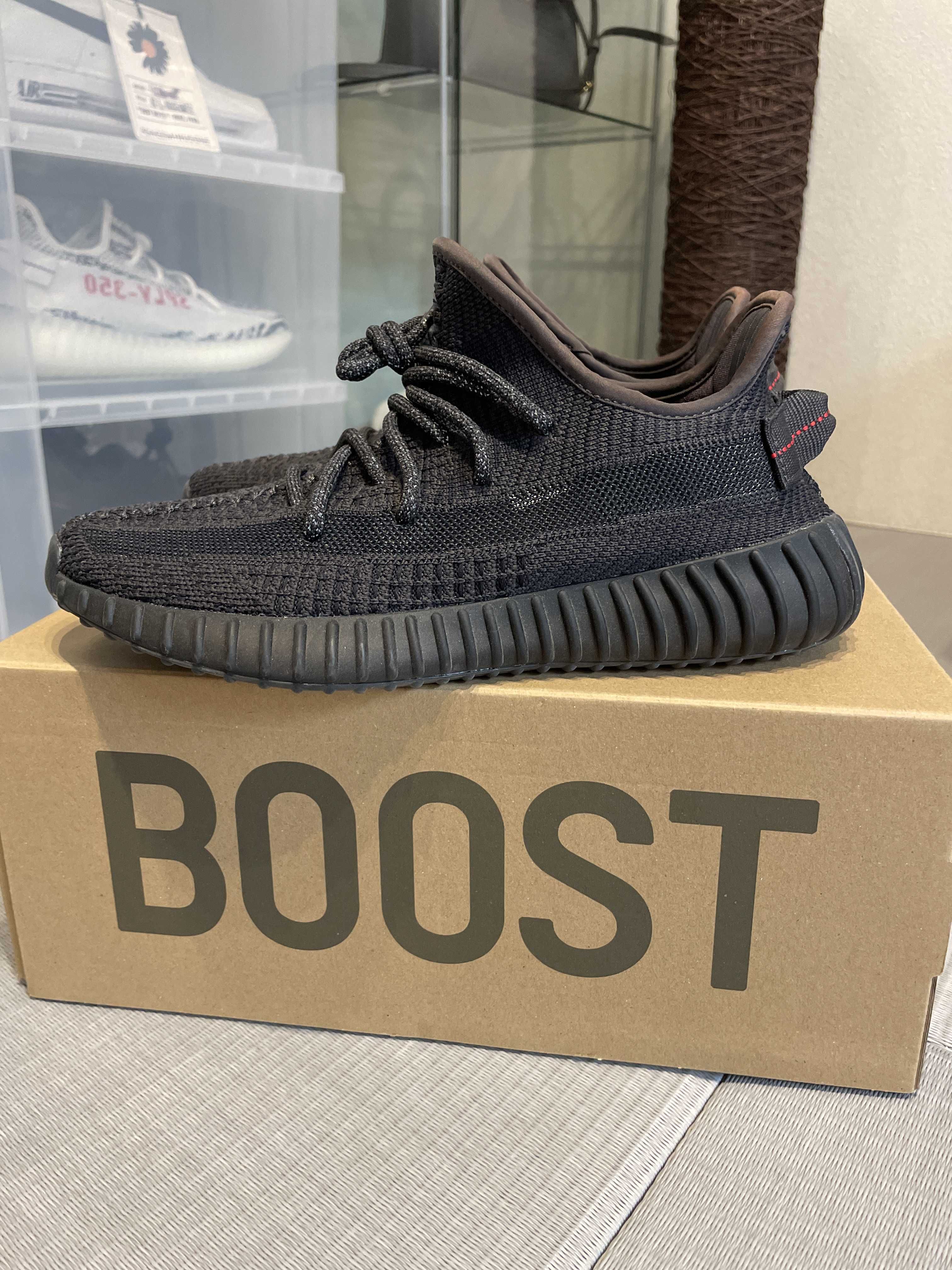adidas YEEZY Boost 350 V2 "Black"