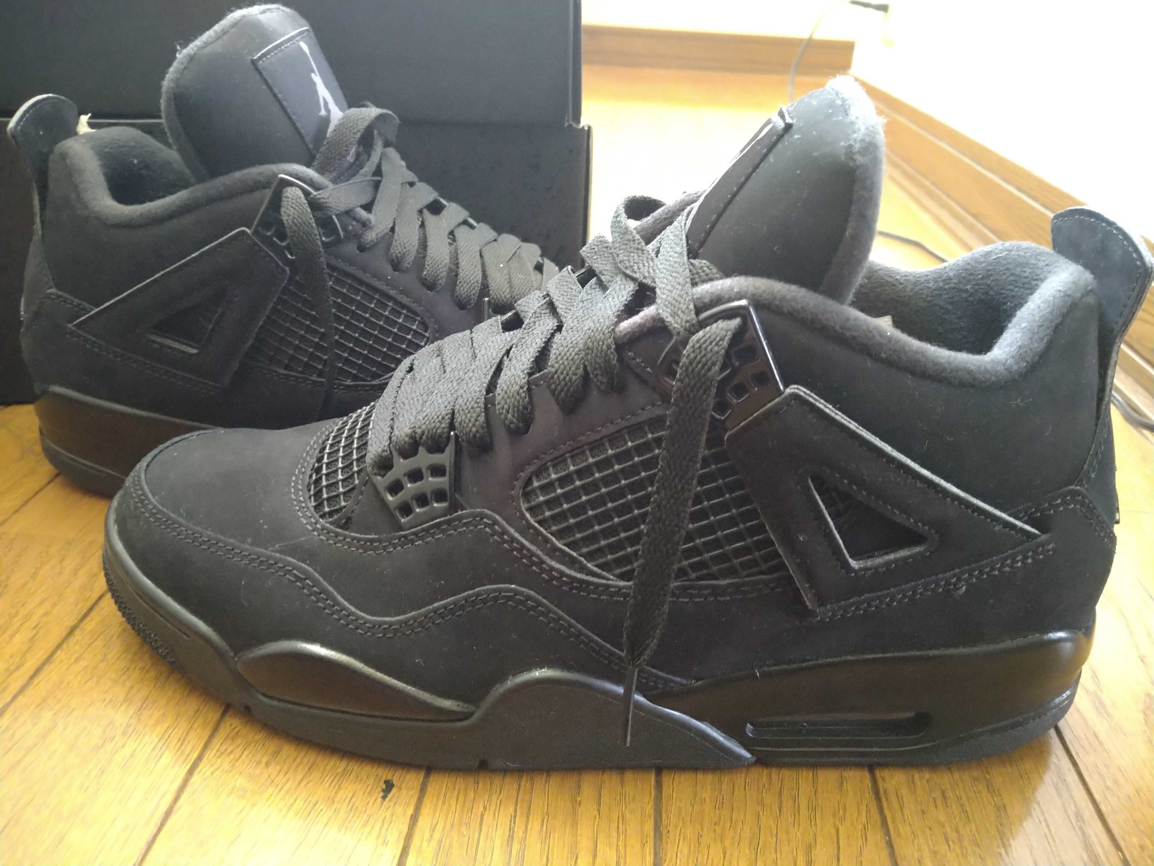 Nike Air Jordan 4 "Black Cat"
