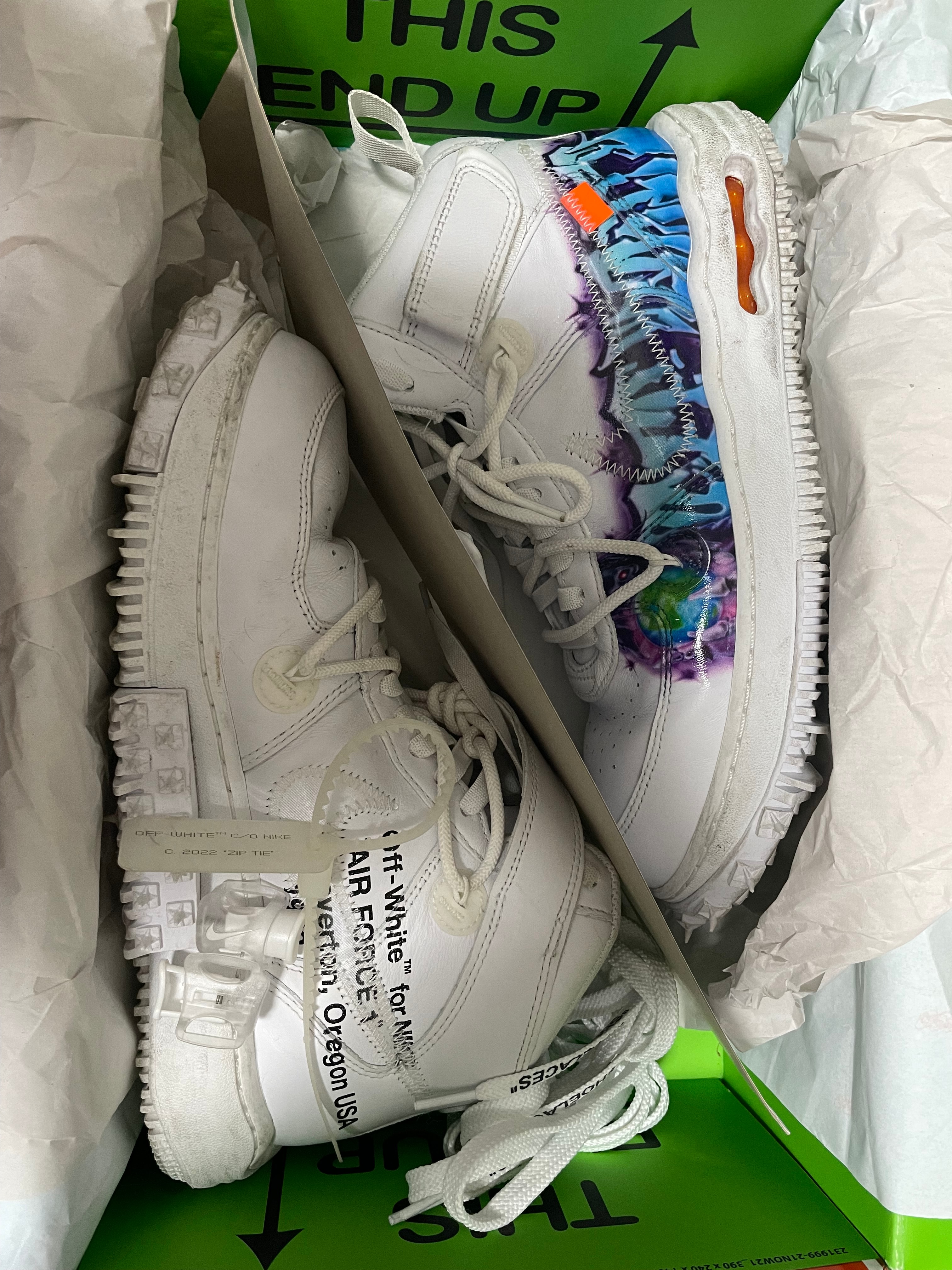 Off-White × Nike Air Force 1 Mid "Graffiti"