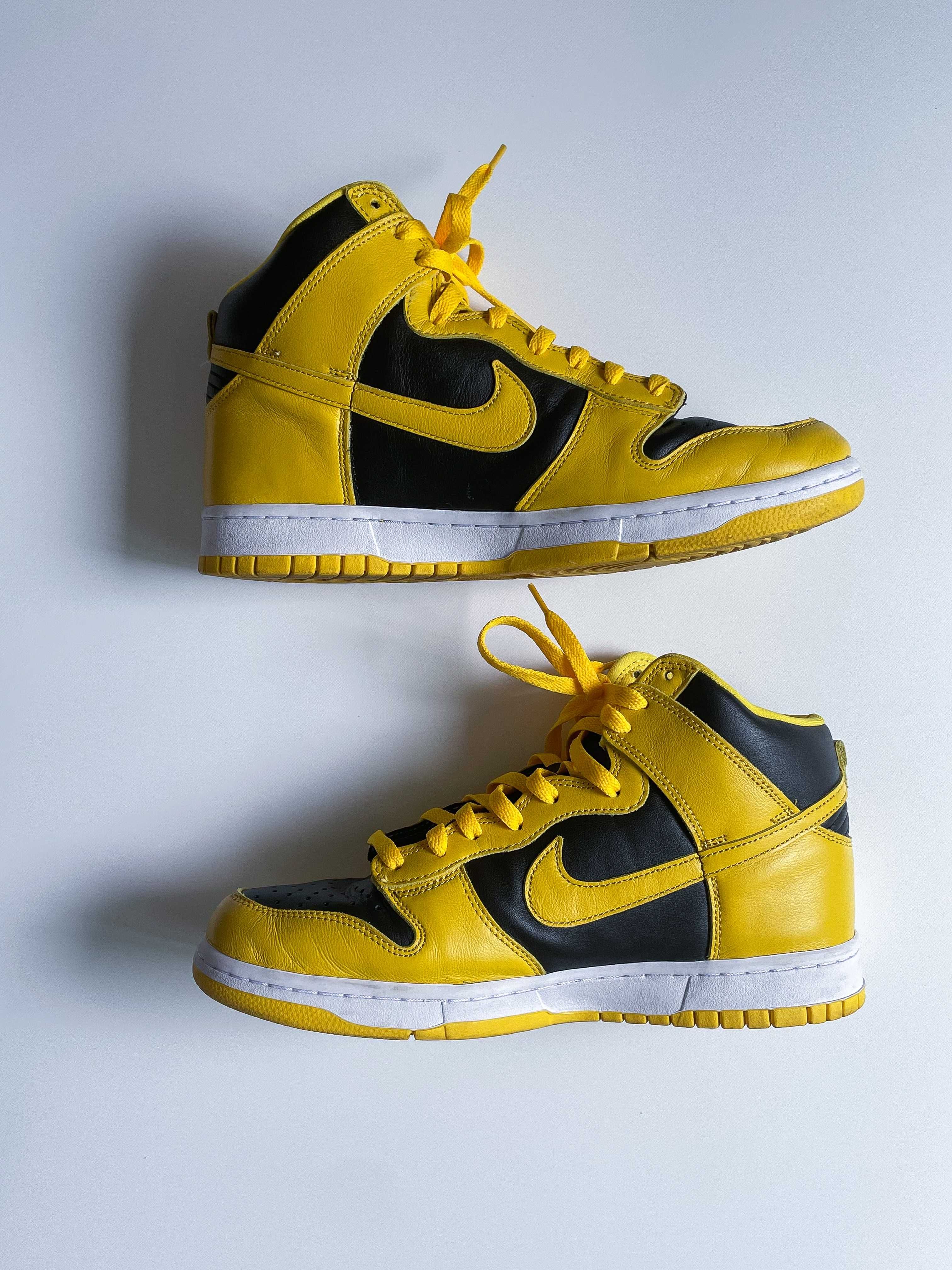 Nike Dunk High "Black/Varsity Maize"