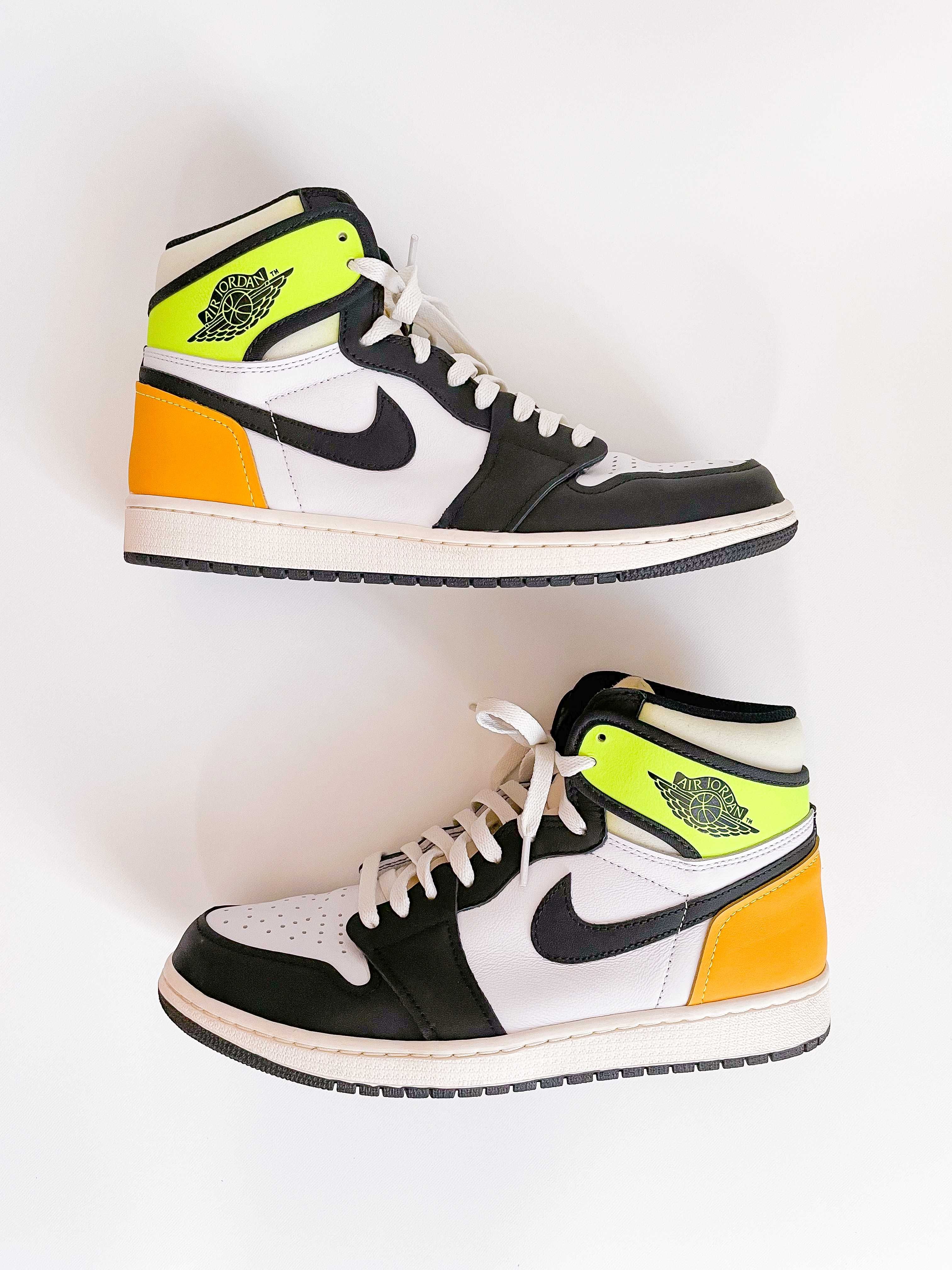 Nike Air Jordan 1 High OG "Volt Gold"