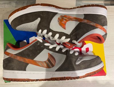 Crushed Skate Shop × Nike SB Dunk Low QS "Olive Grey/Mantra Orange"