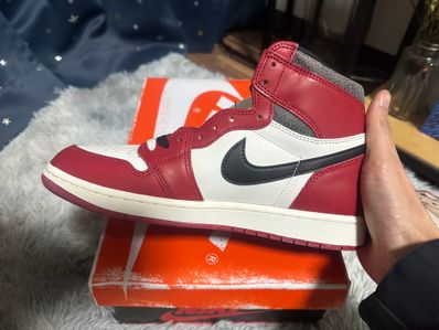 Nike Air Jordan 1 High OG "Lost & Found/Chicago"