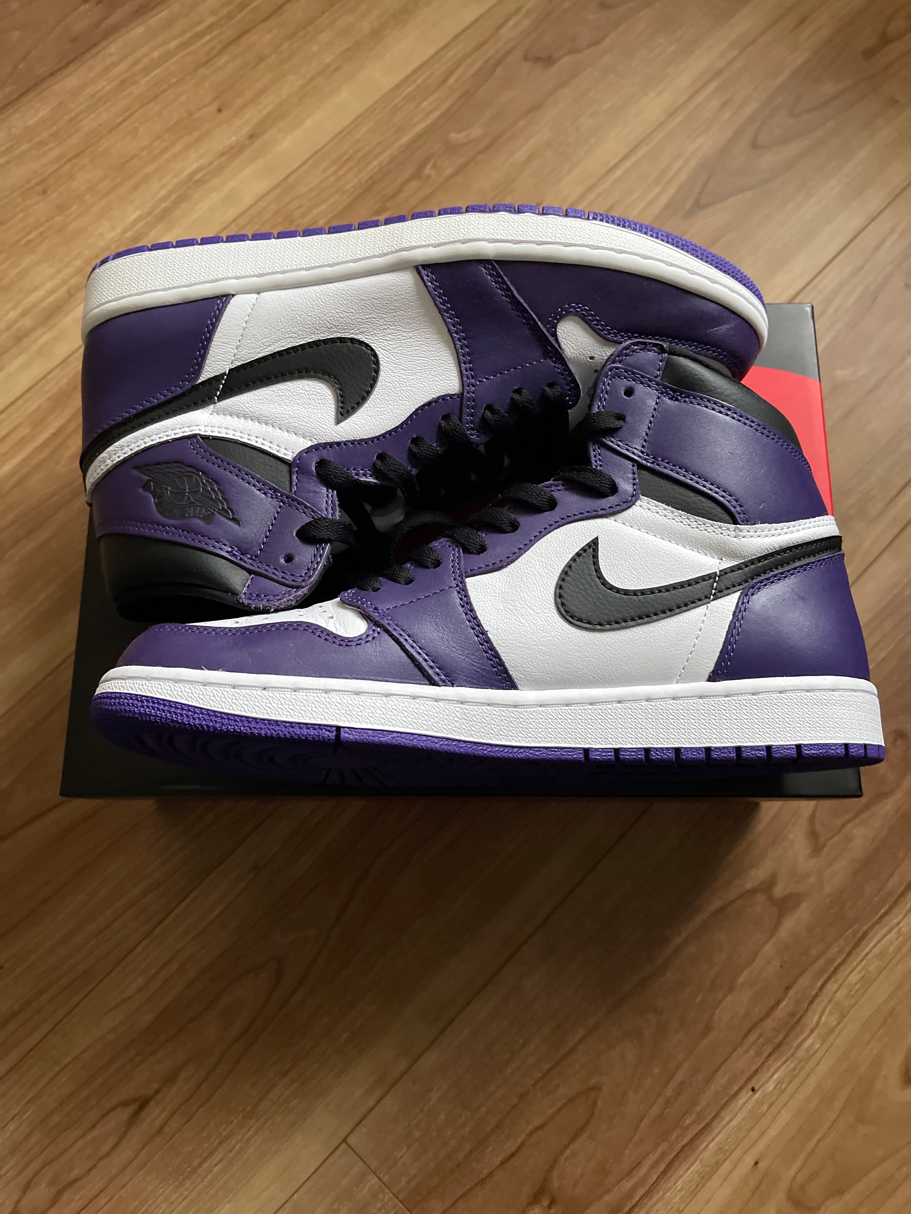 Nike Air Jordan 1 Retro High OG "Court Purple White/Black" (2020)   