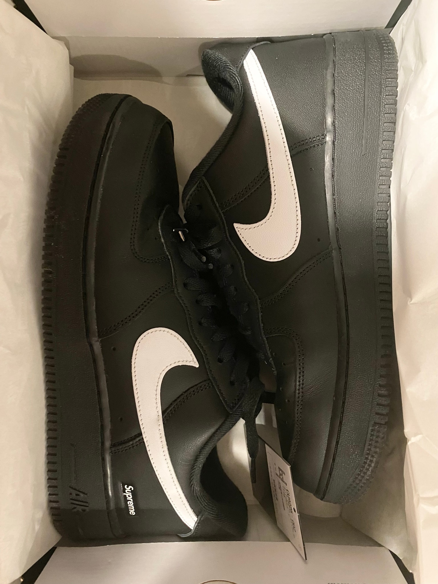 Supreme × Nike Air Force 1 Low "Black/White"