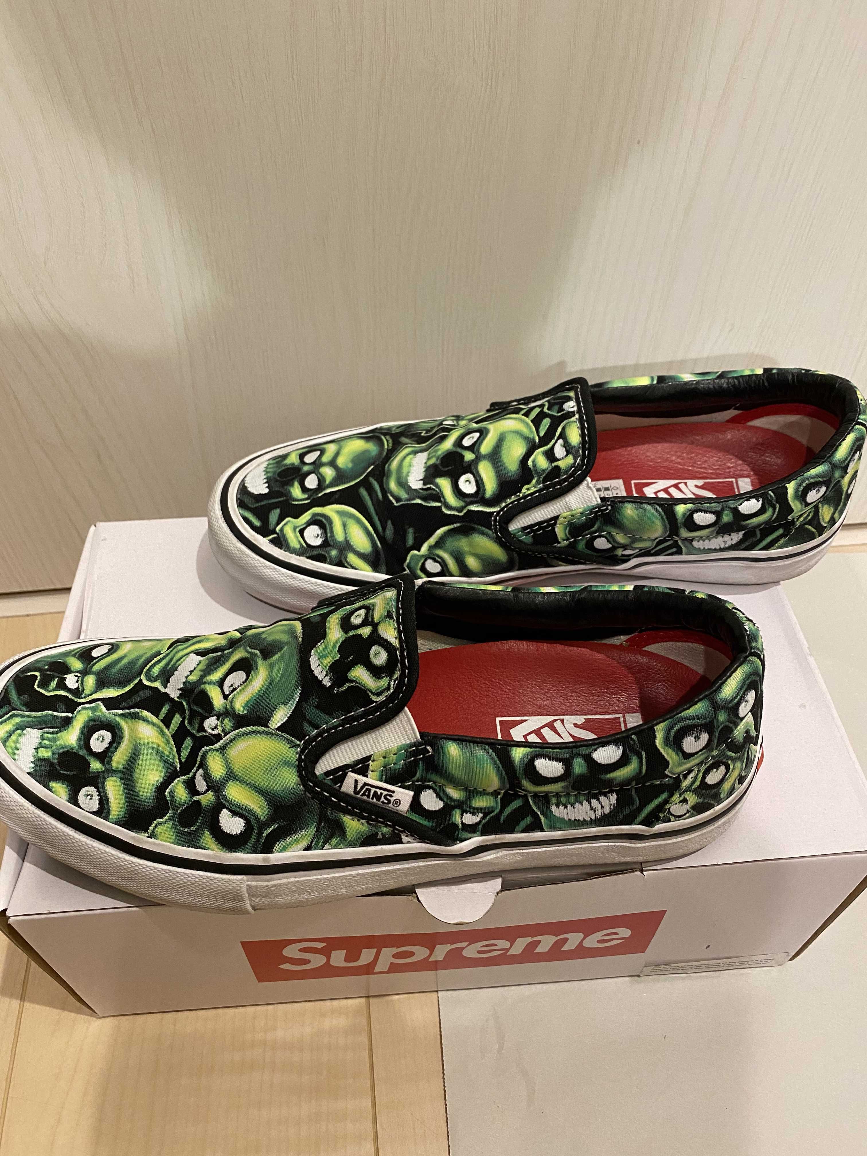 SUPREME × VANS SKULL PILE SLIP-ON (2018)