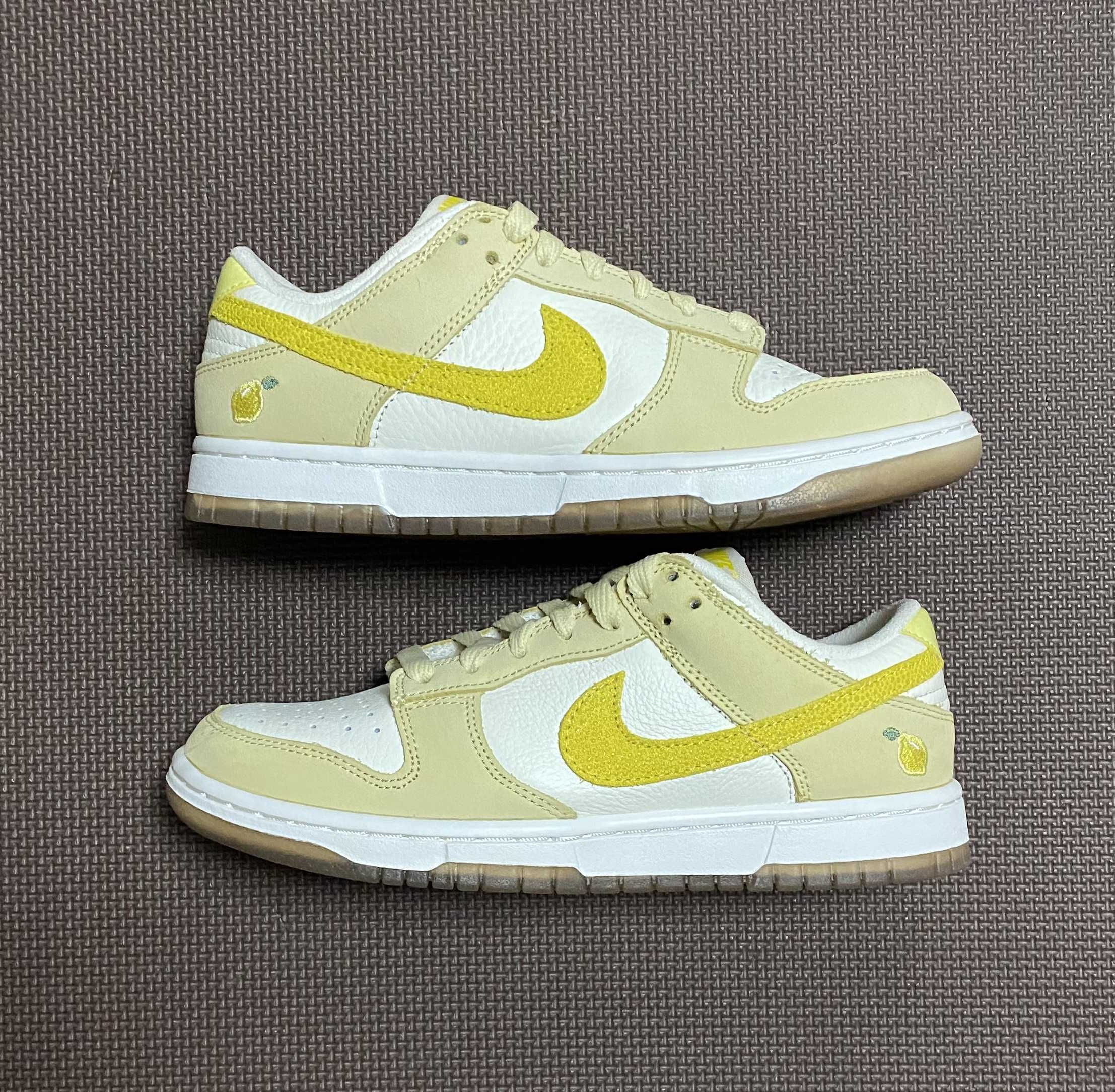 NIKE Women's DUNK LOW "LEMON DROP"