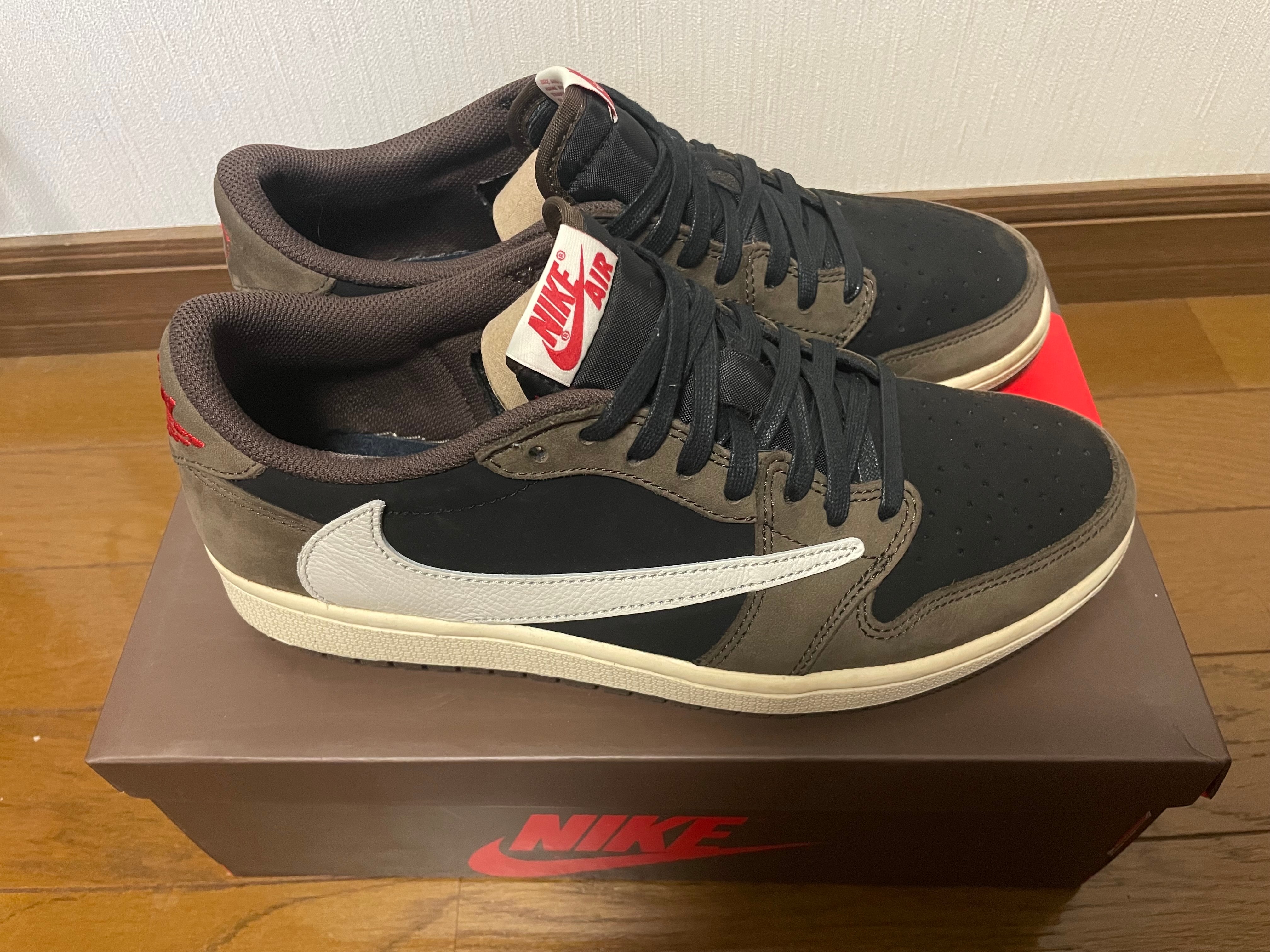 Travis Scott × Nike Air Jordan 1 Low OG SP-T  "Black/Dark Mocha"