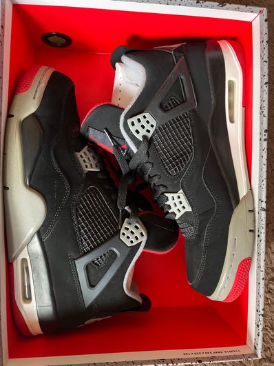 Nike Air Jordan 4 Retro "Bred" (2019)