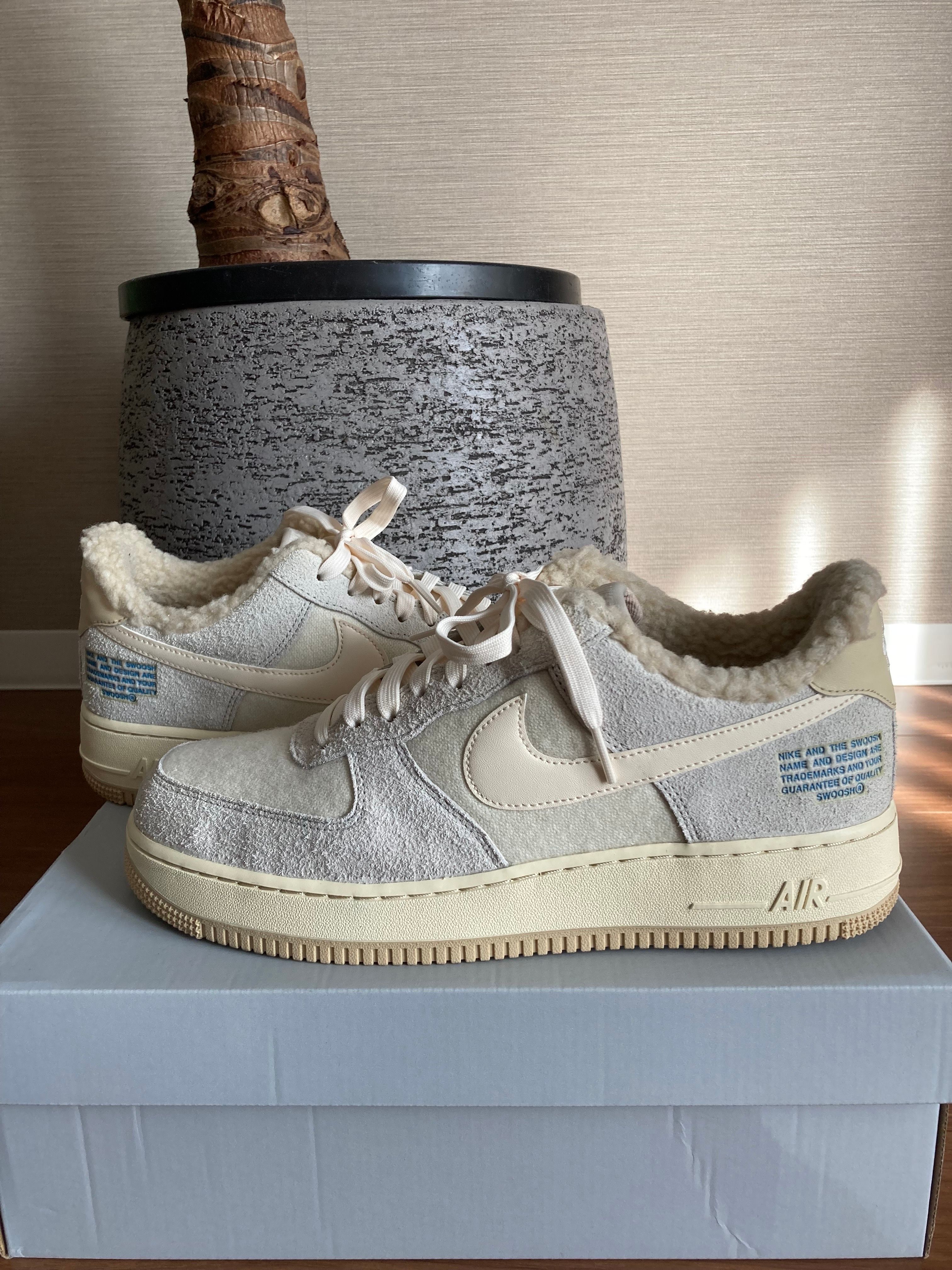 Nike Women's Air Force 1 Low '07 "Photondust/Pale Ivory"