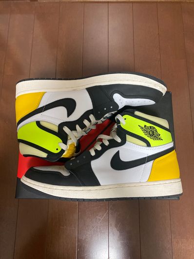 Nike Air Jordan 1 High OG "Volt Gold"