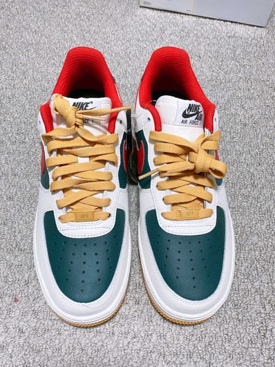 Supreme × Nike Air Force 1 Low "White"