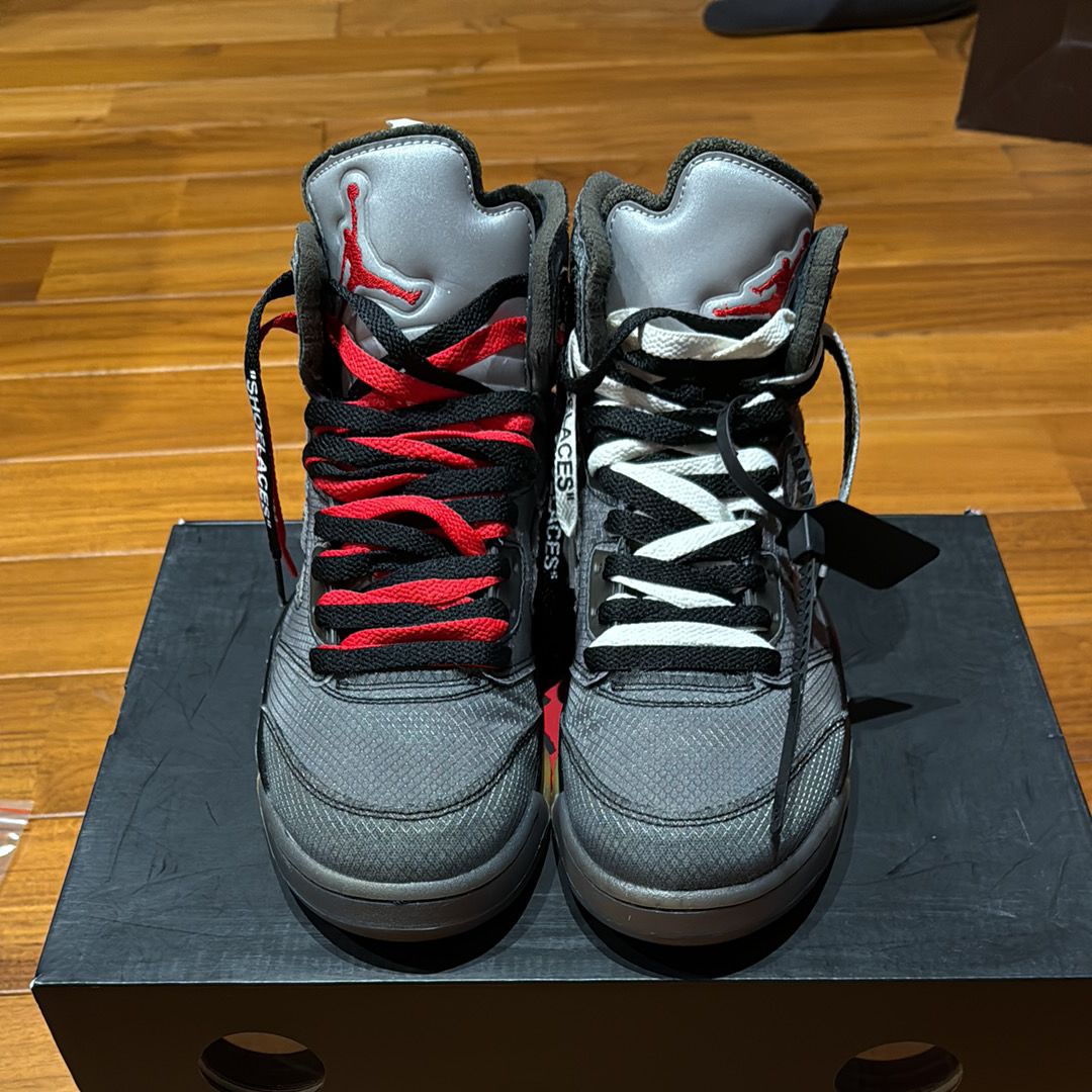 Off-White × Nike Air Jordan 5 "Black/Muslin/Fire Red"
