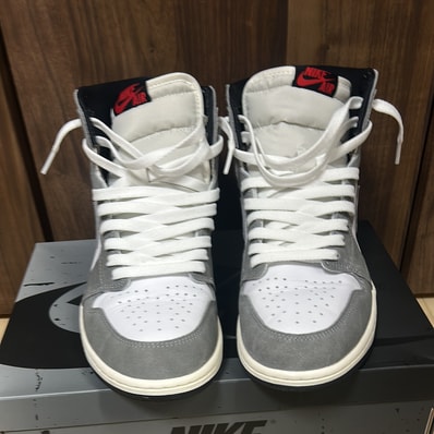Nike Air Jordan 1 Retro High OG "Black and Smoke Grey"