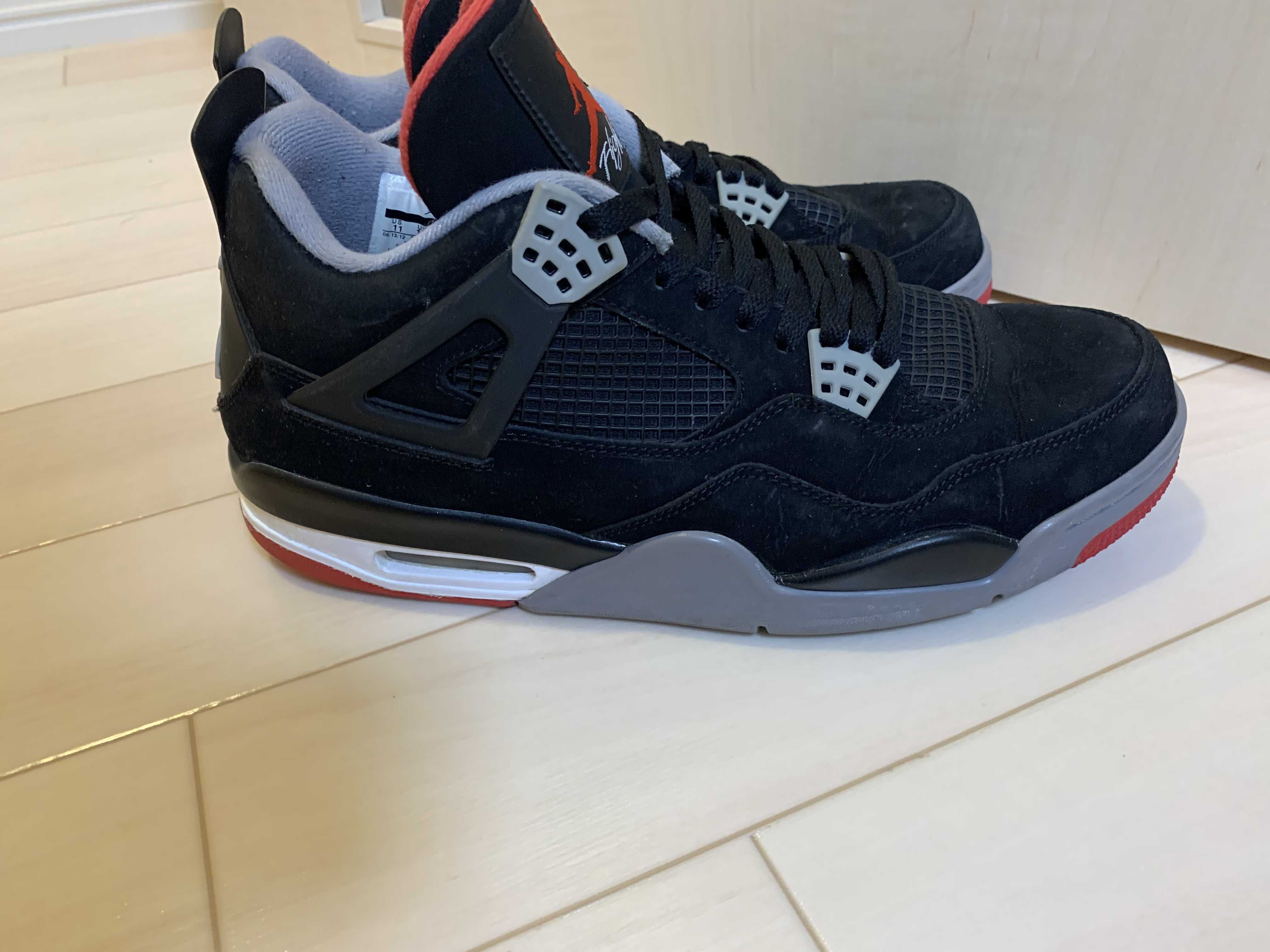 Nike Air Jordan 4 Retro "Black/Cement Grey/Fire Red" (2012)