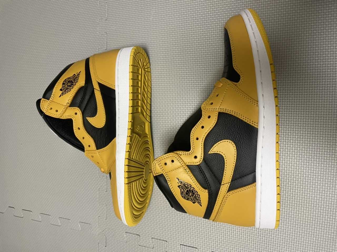 Nike Air Jordan 1 High OG "Pollen"