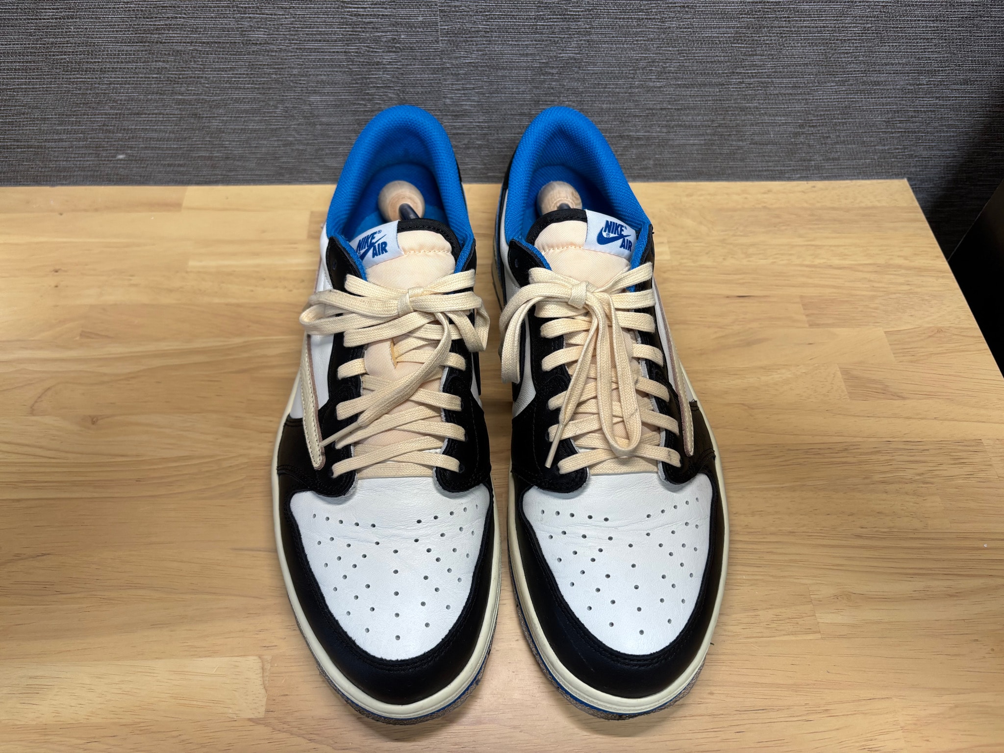 Travis Scott × fragment design × Nike Air Jordan 1 Low OG SP "Military Blue"