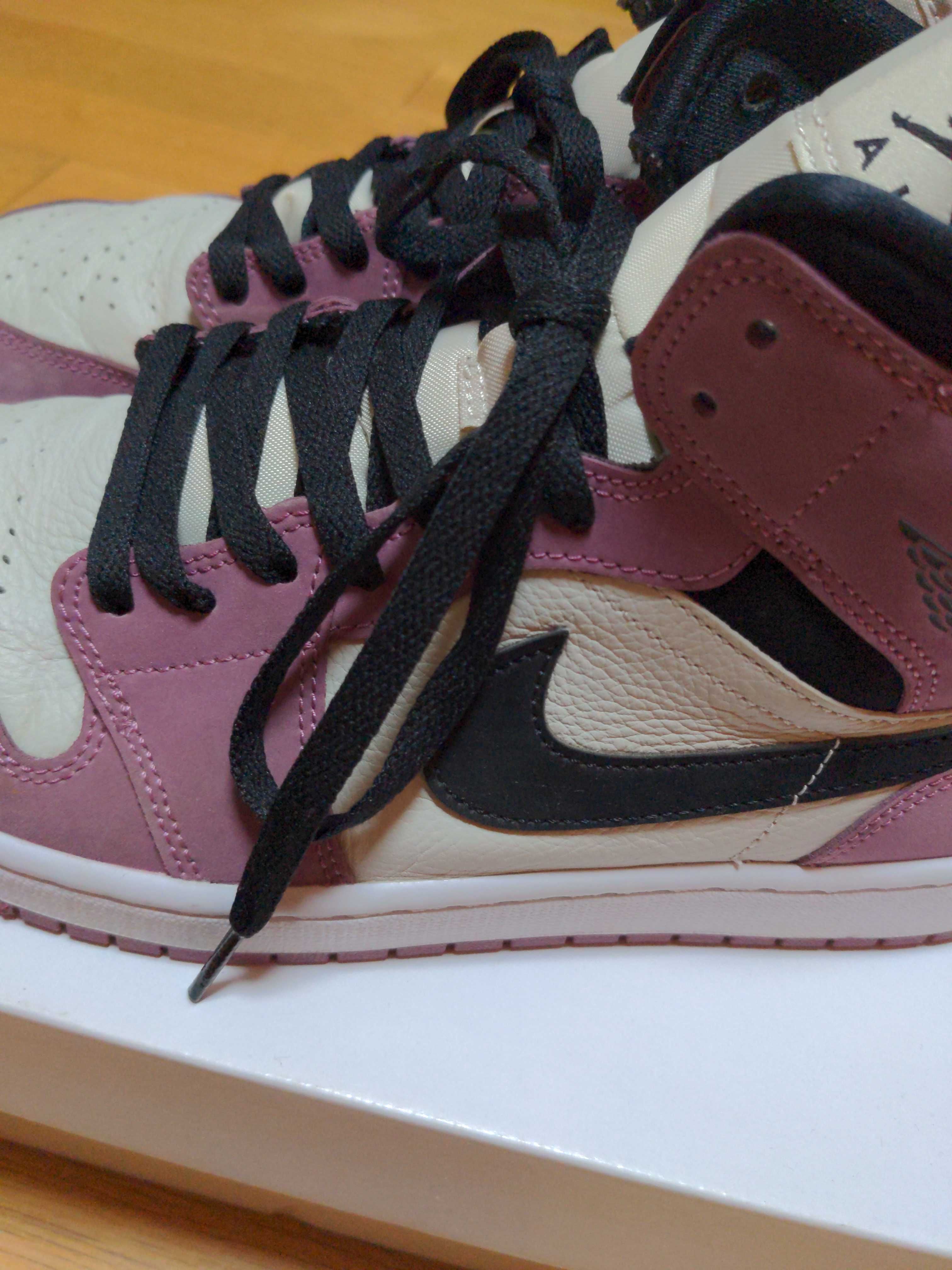 Nike Women's Air Jordan 1 Mid "Berry Pink"