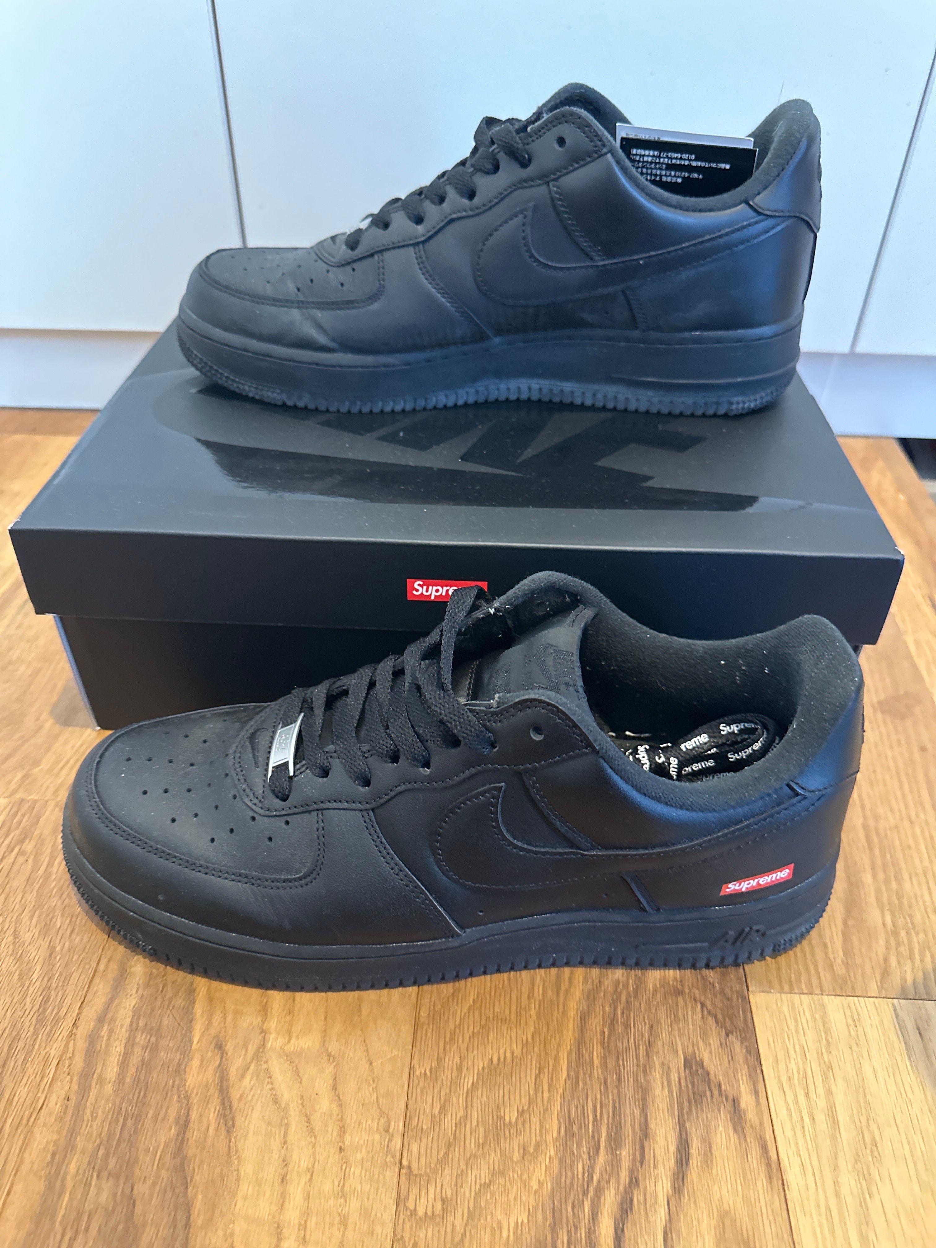 Supreme × Nike Air Force 1 Low "Black"