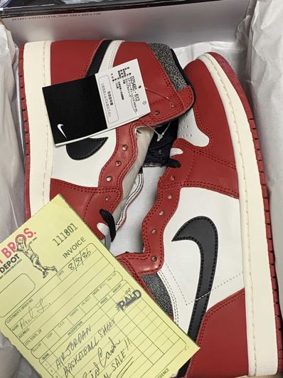 Nike Air Jordan 1 High OG "Lost & Found/Chicago"