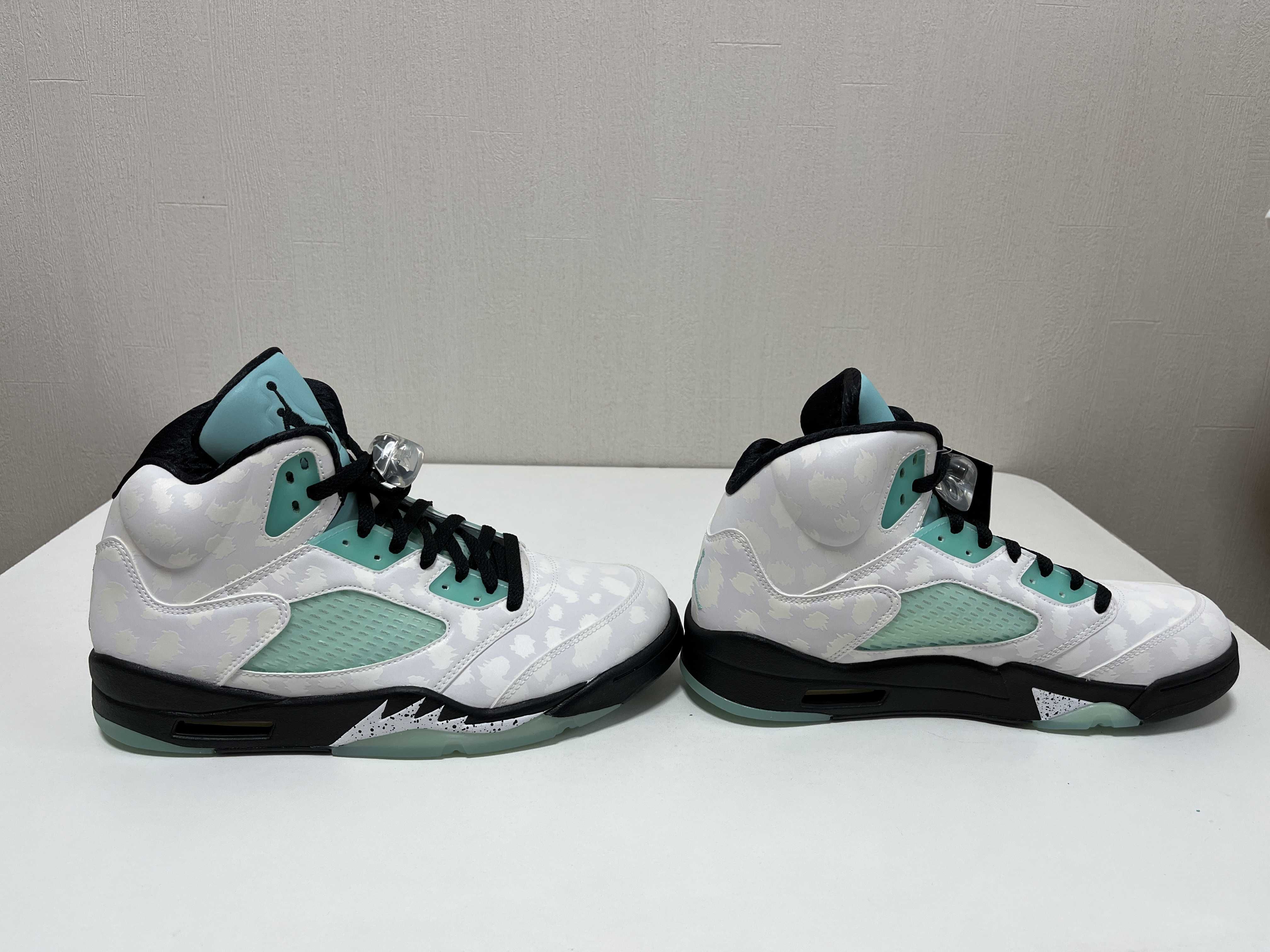 Nike Air Jordan 5 "White/Black/Island Green"