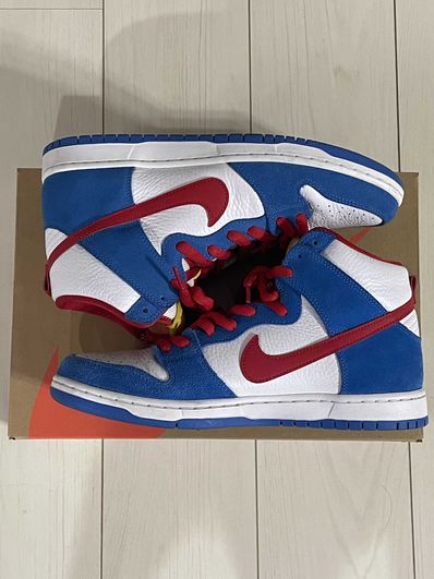 Nike SB Dunk High "Doraemon"