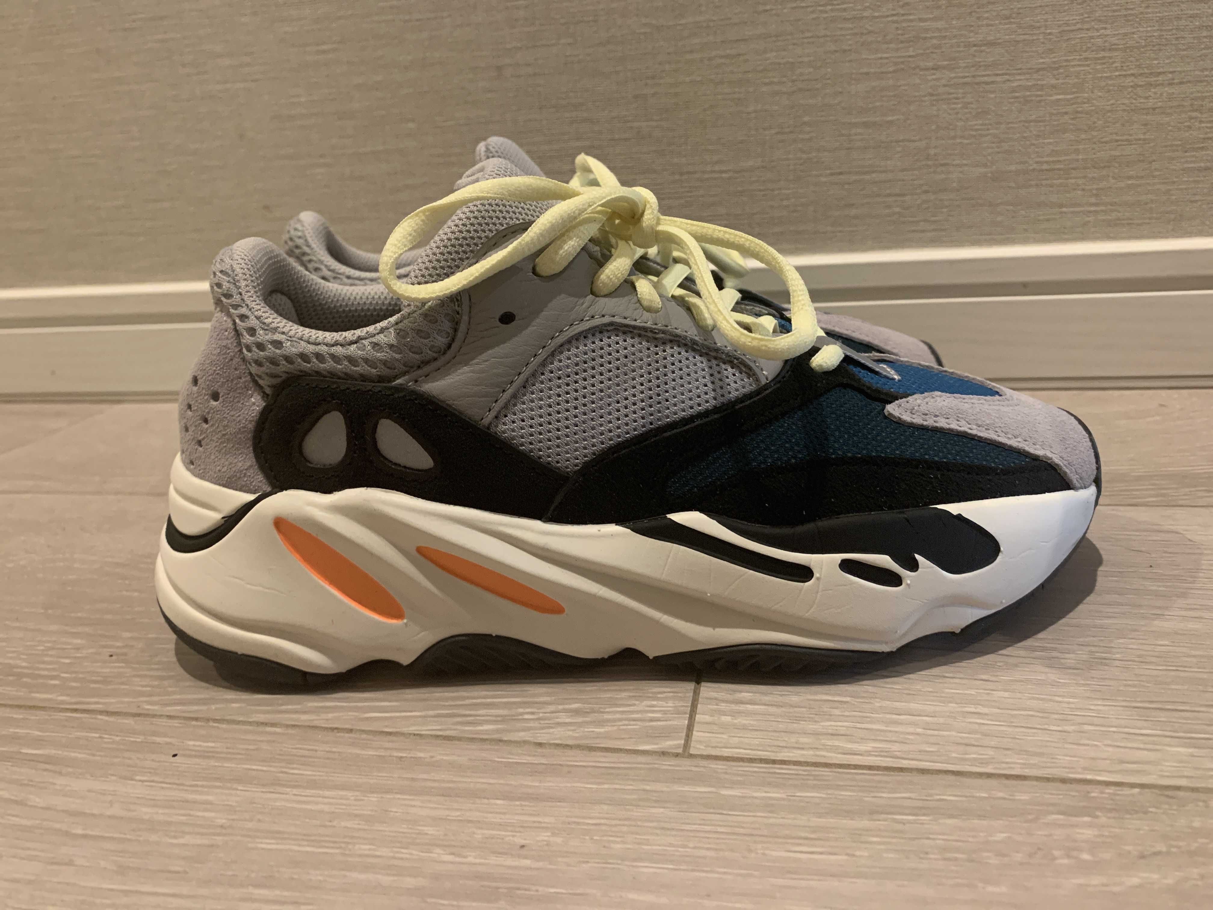 adidas YEEZY Boost 700 "Wave Runner"