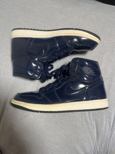 Dover Street Market × Nike Air Jordan 1 Retro High "Obsidian"