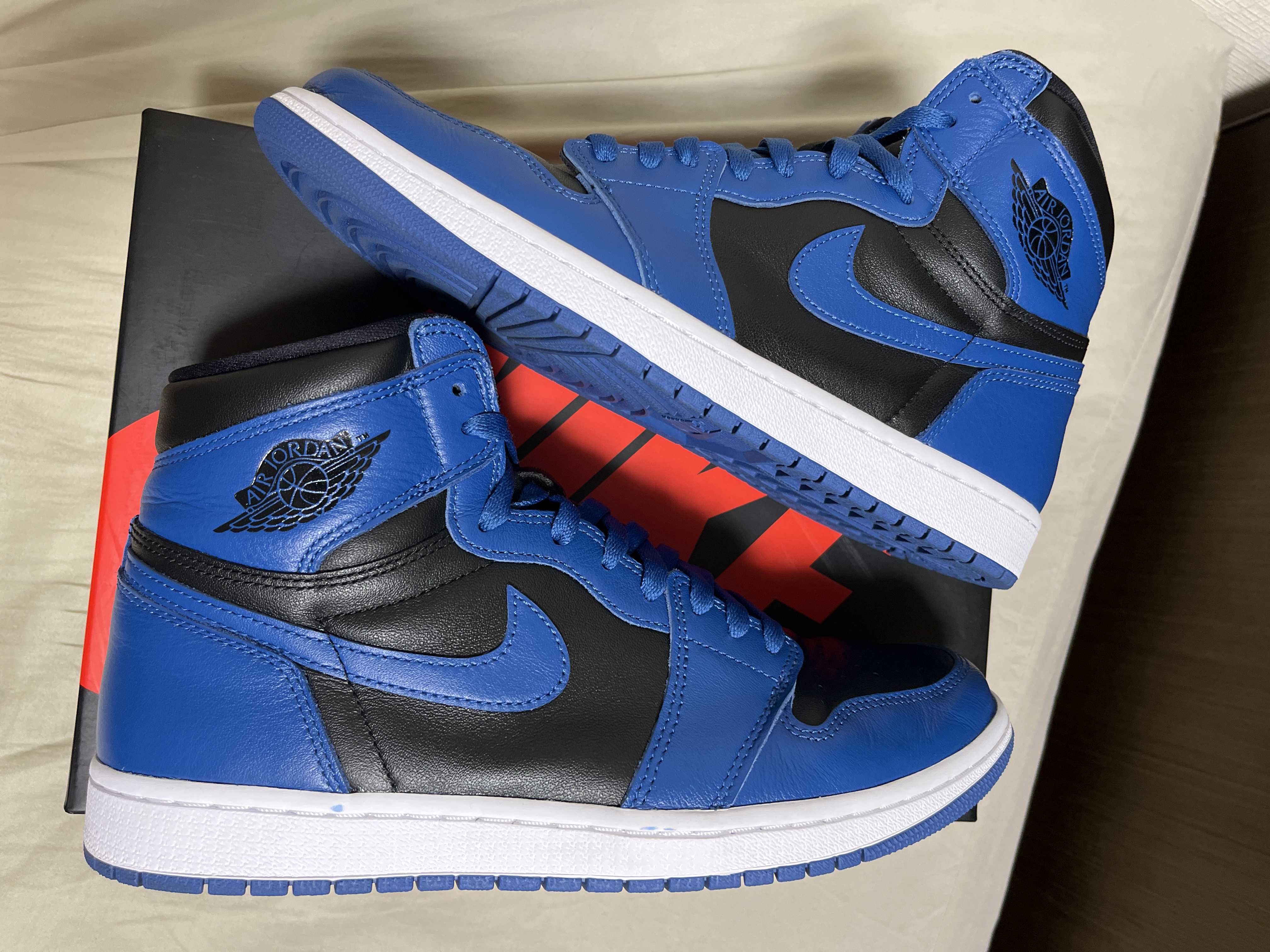 Nike Air Jordan 1 Retro High OG "Dark Marina Blue"
