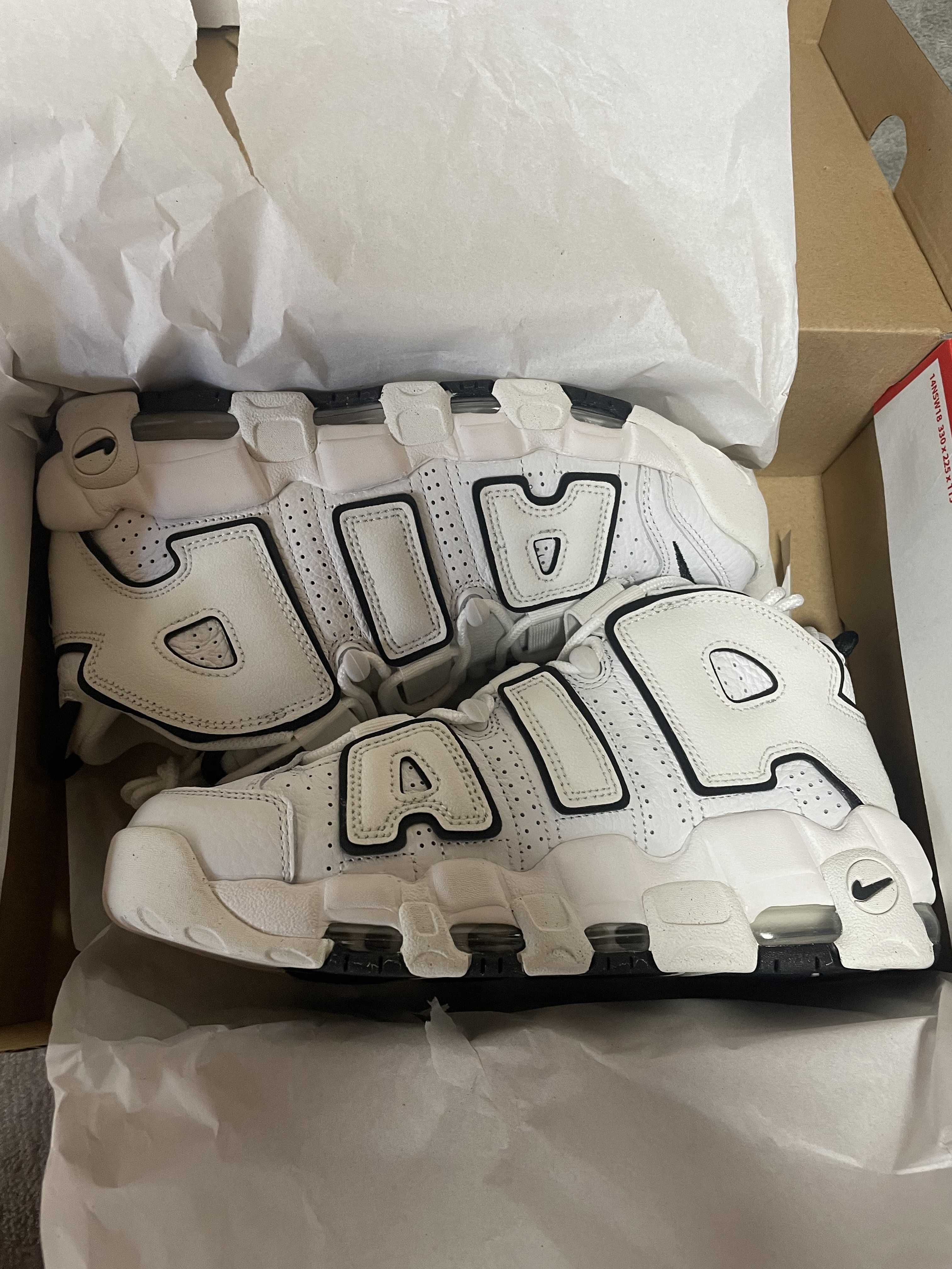 Nike Women's Air More Uptempo "White/Black"