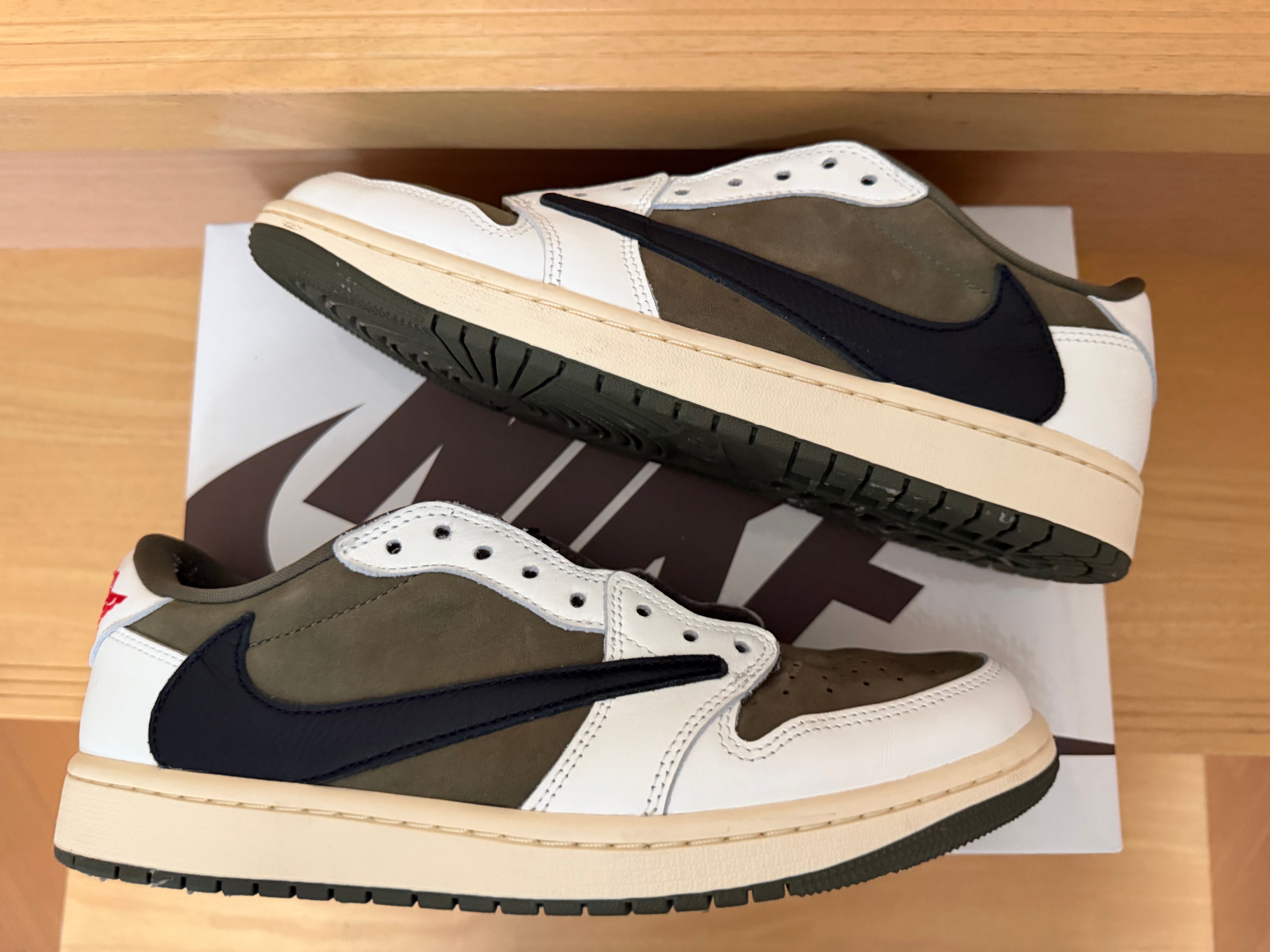 Travis Scott × Nike Air Jordan 1 Low OG SP "Reverse Olive"