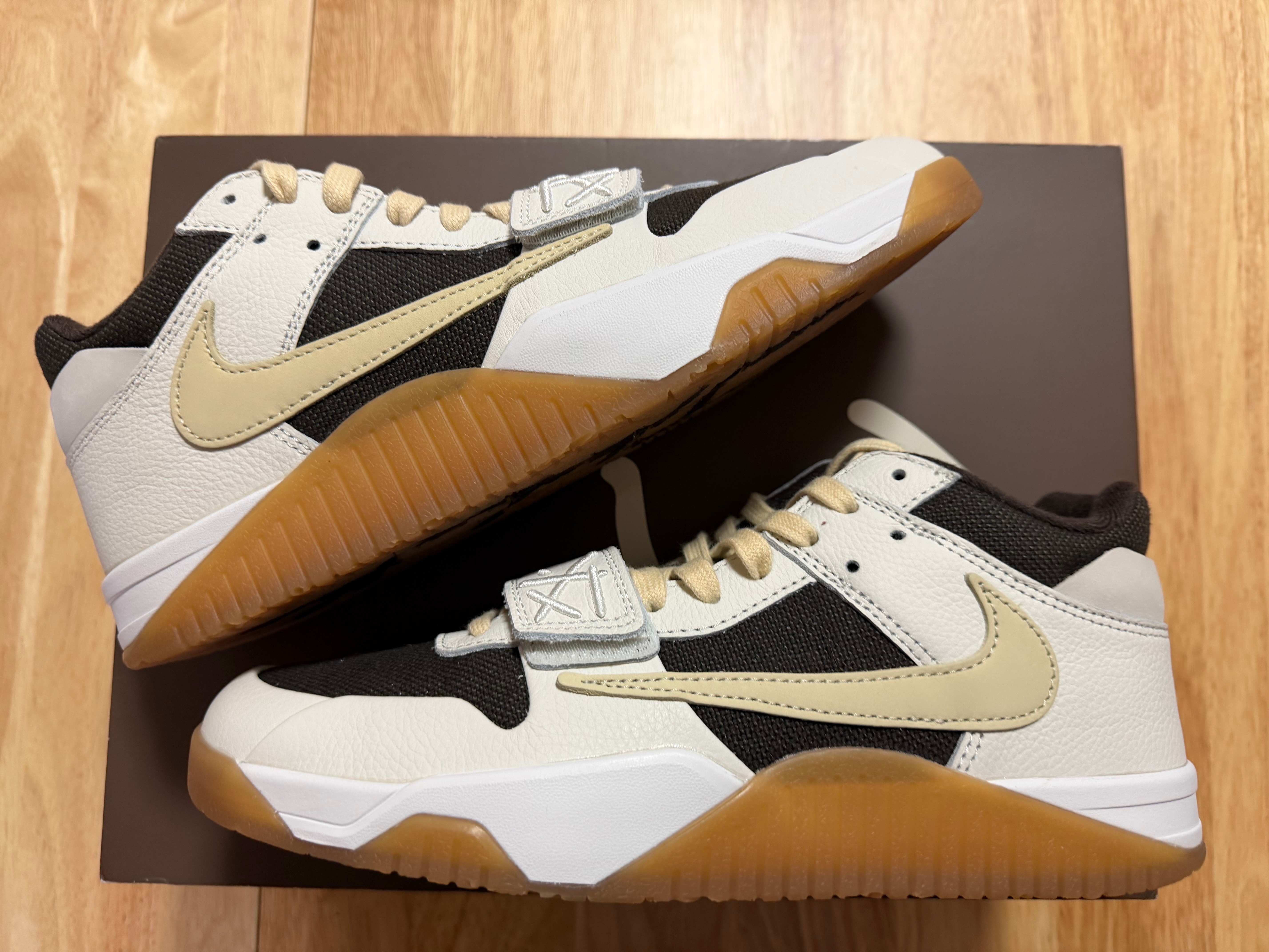 Travis Scott × Nike Jordan Jumpman Jack TR "Sail and Dark Mocha"