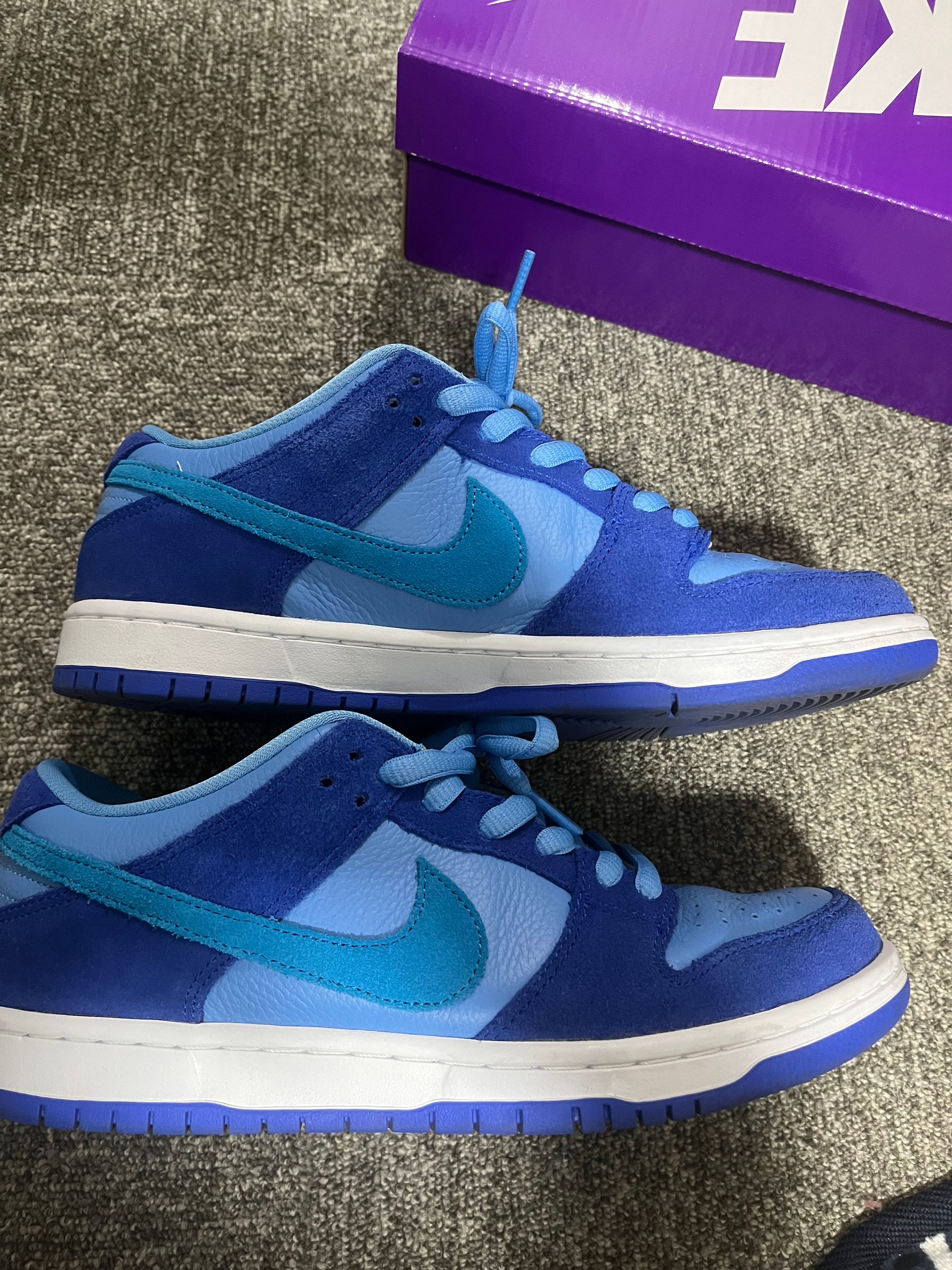 Nike SB Dunk Low "Blue Raspberry"