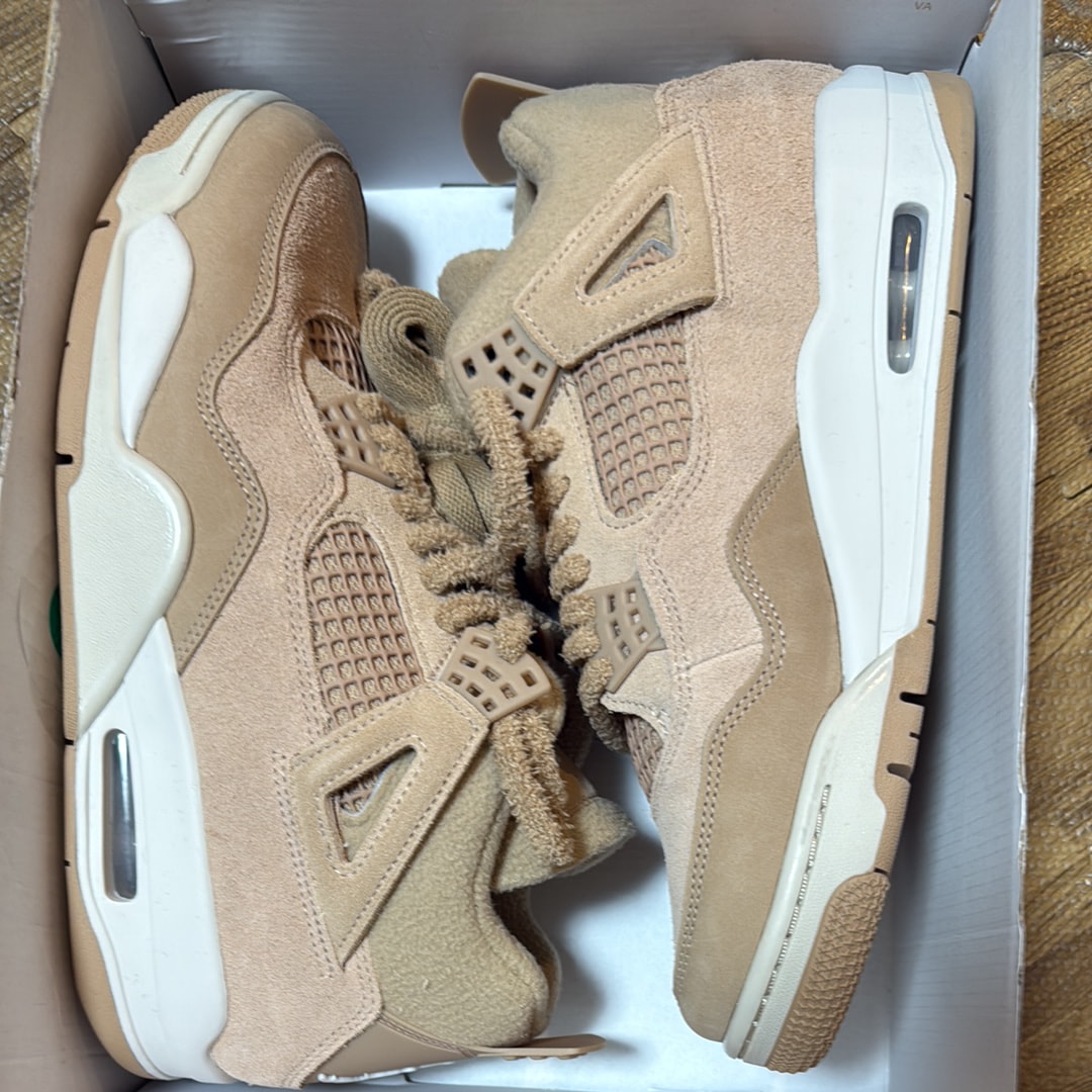 Nike Women's Air Jordan 4 Retro "Cozy Girl"