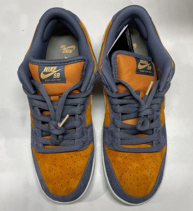 Nike SB Dunk Low Pro "Light Carbon and Monarch"