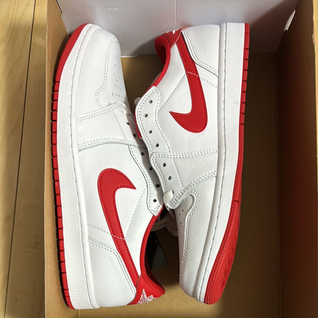 Nike Air Jordan 1 Retro Low OG "White and University Red"