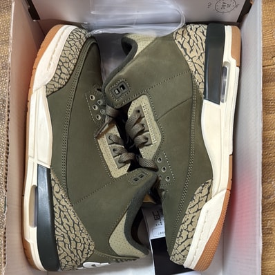 Nike GS Air Jordan 3 "Family Affair"