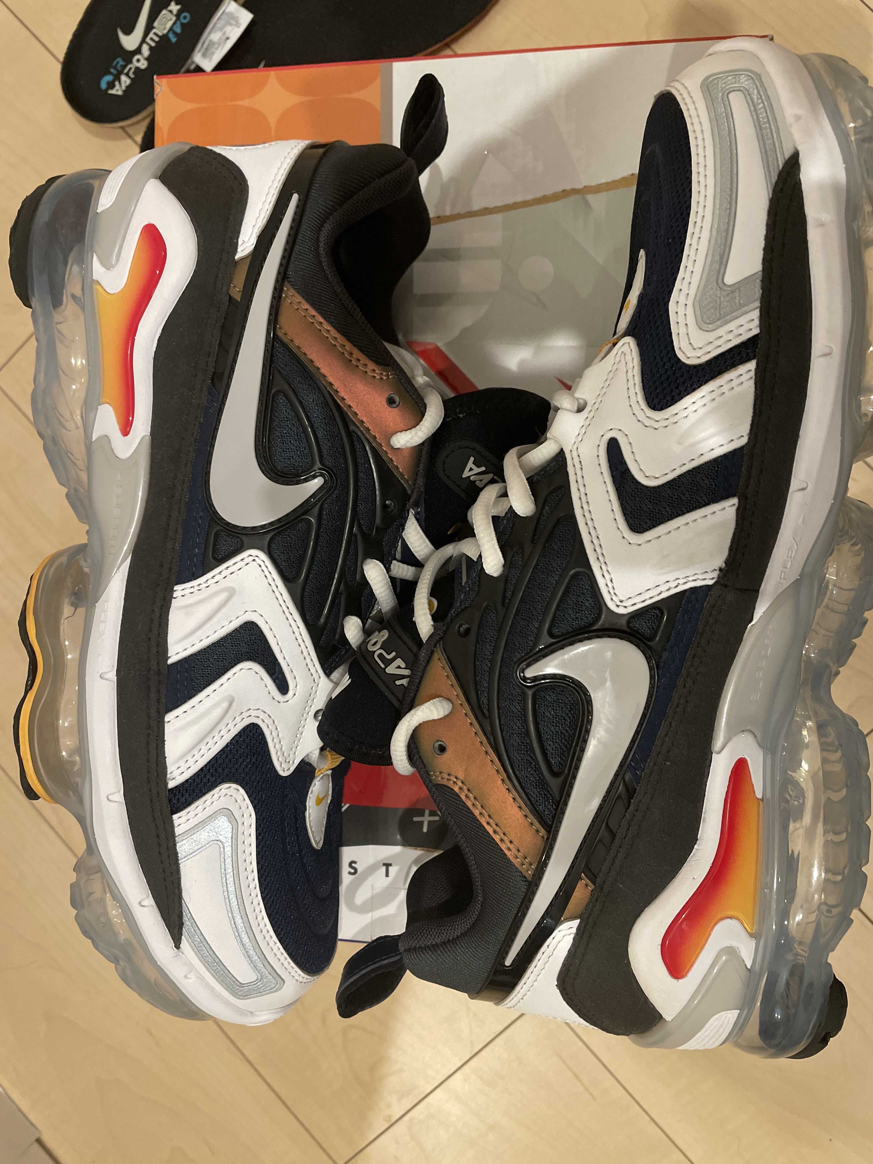 NIKE AIR VAPORMAX EVO "ANTHRACITE"