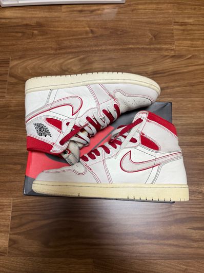 Nike Air Jordan 1 Retro High OG "Sail/University Red"