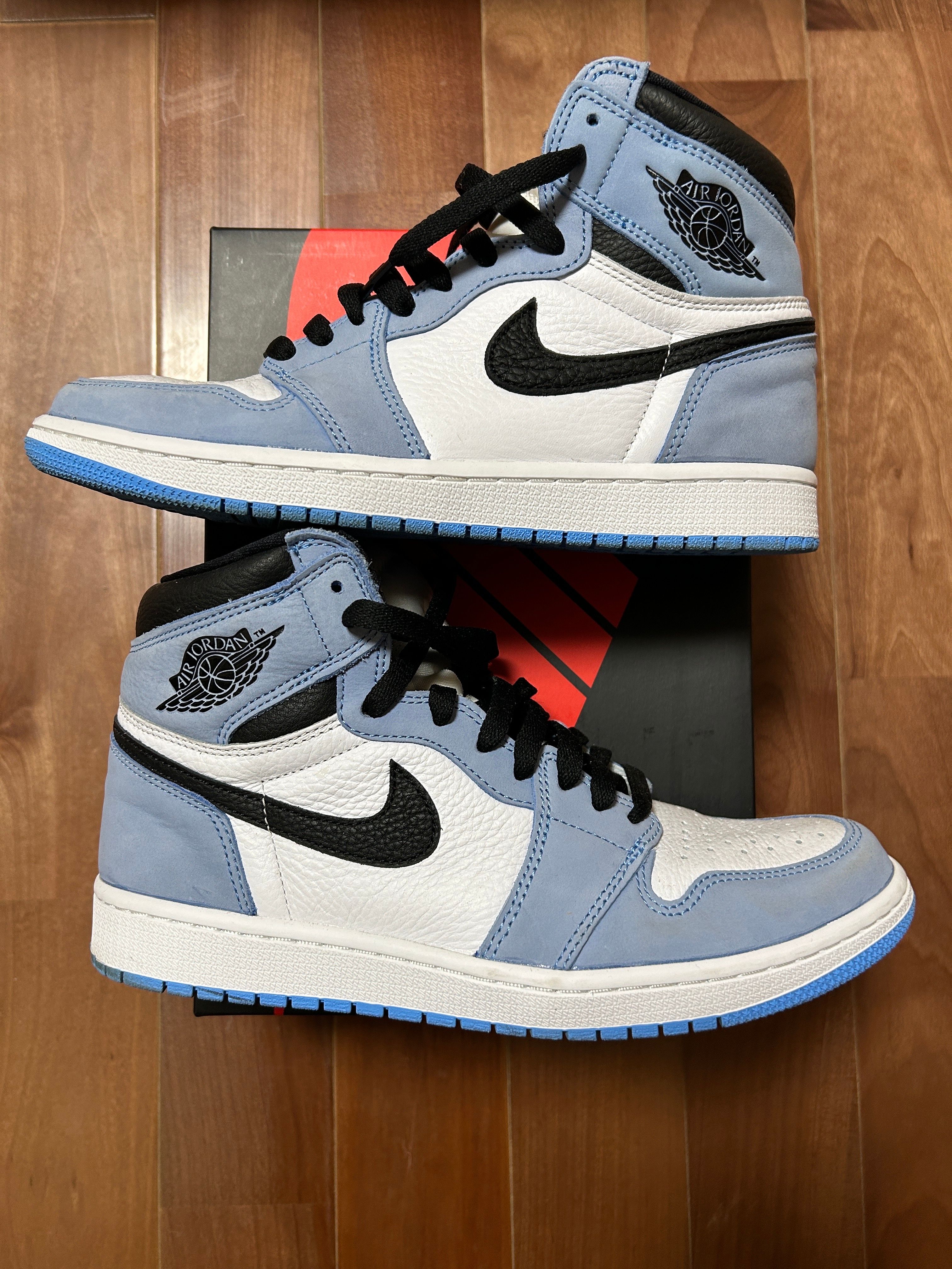 Nike Air Jordan 1 High OG "University Blue"