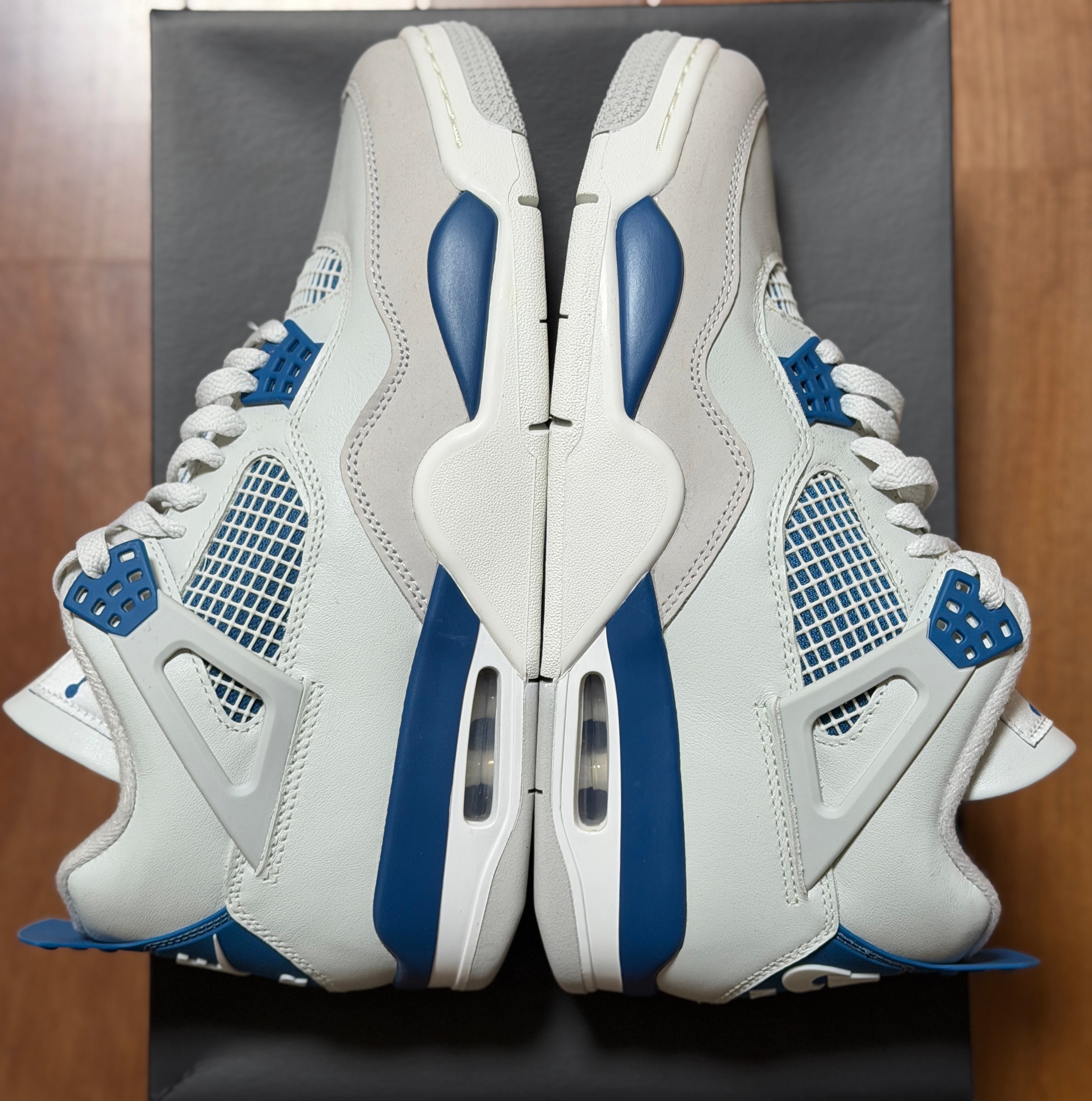 Nike Air Jordan 4 Retro "Industrial Blue"