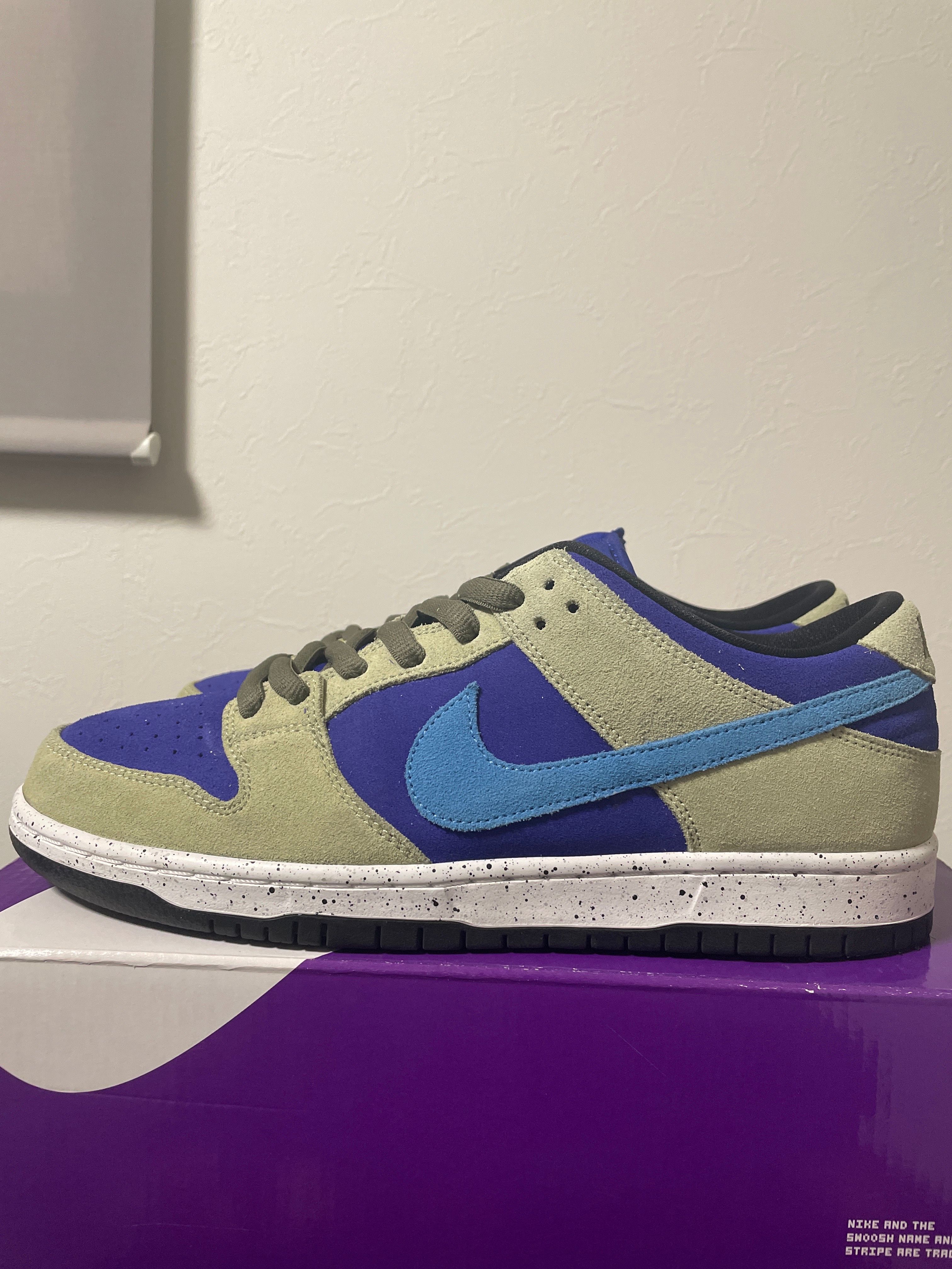 Nike SB Dunk Low "Celadon"